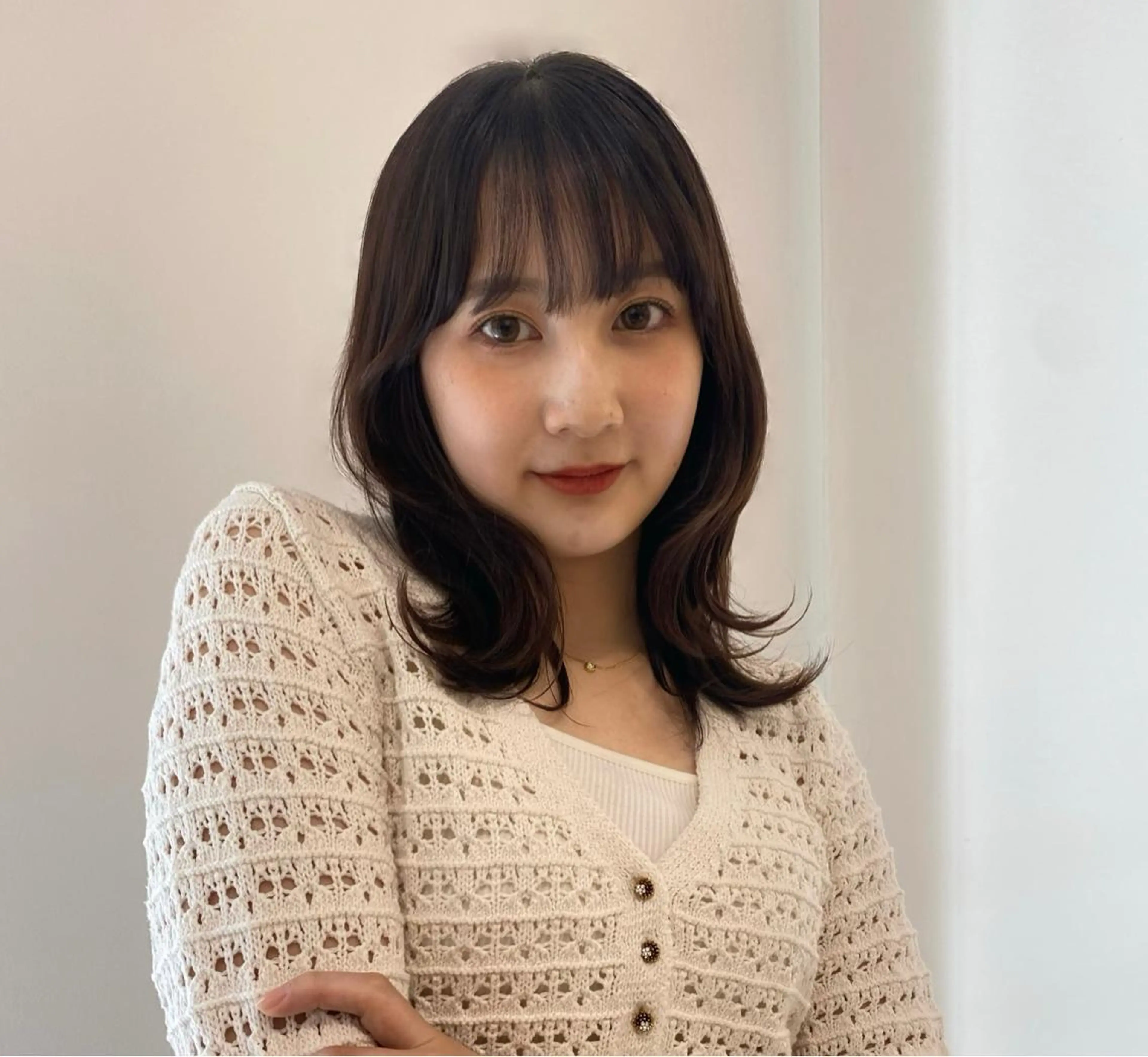 セミロング カラー ヘアカラー トリートメント レイヤー🤍 ベージュ🤍 聖奈のヘアスタイル