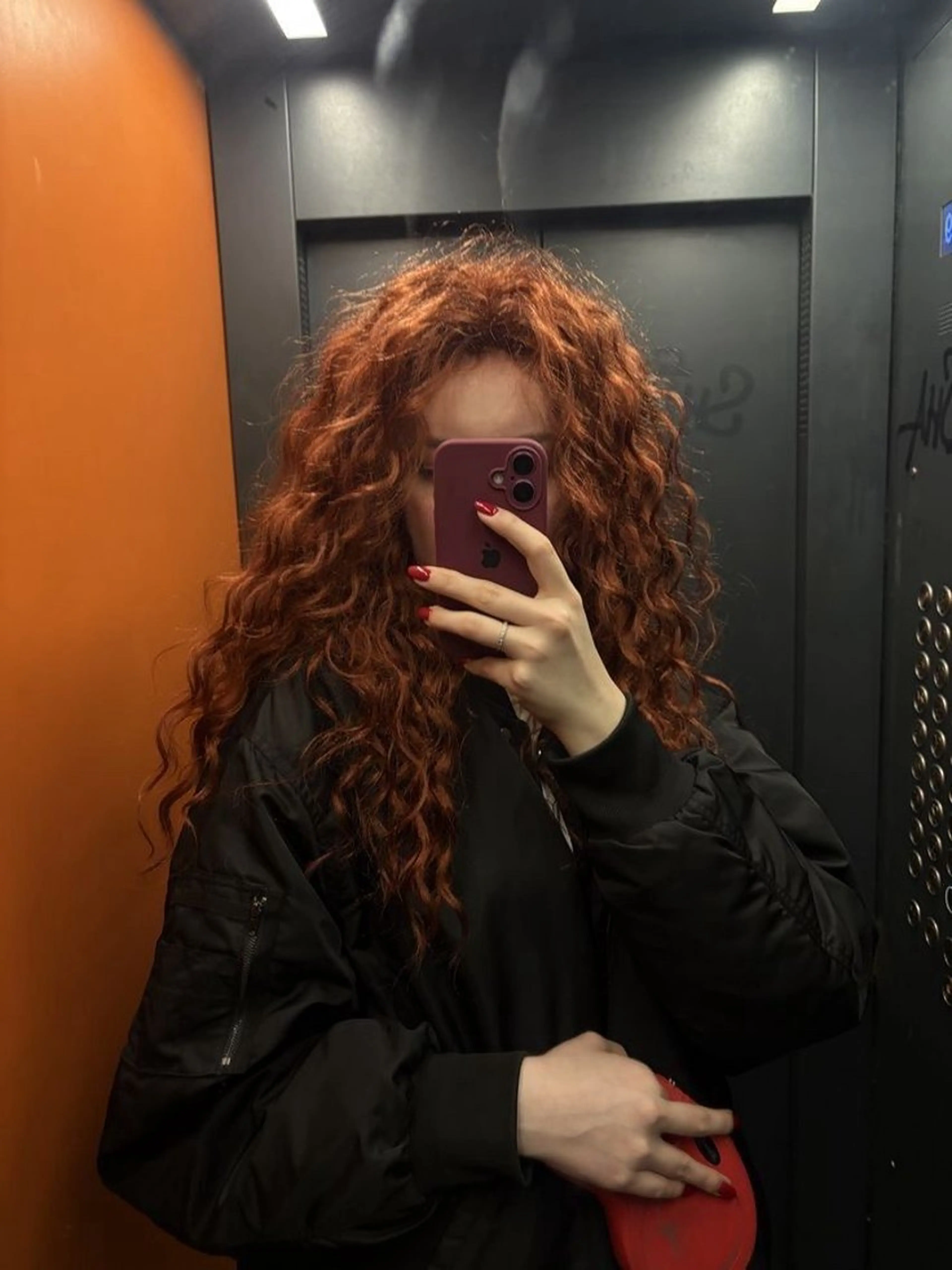 ロング カラー オレンジ ヘアカラー トリートメント momona english okのヘアスタイル