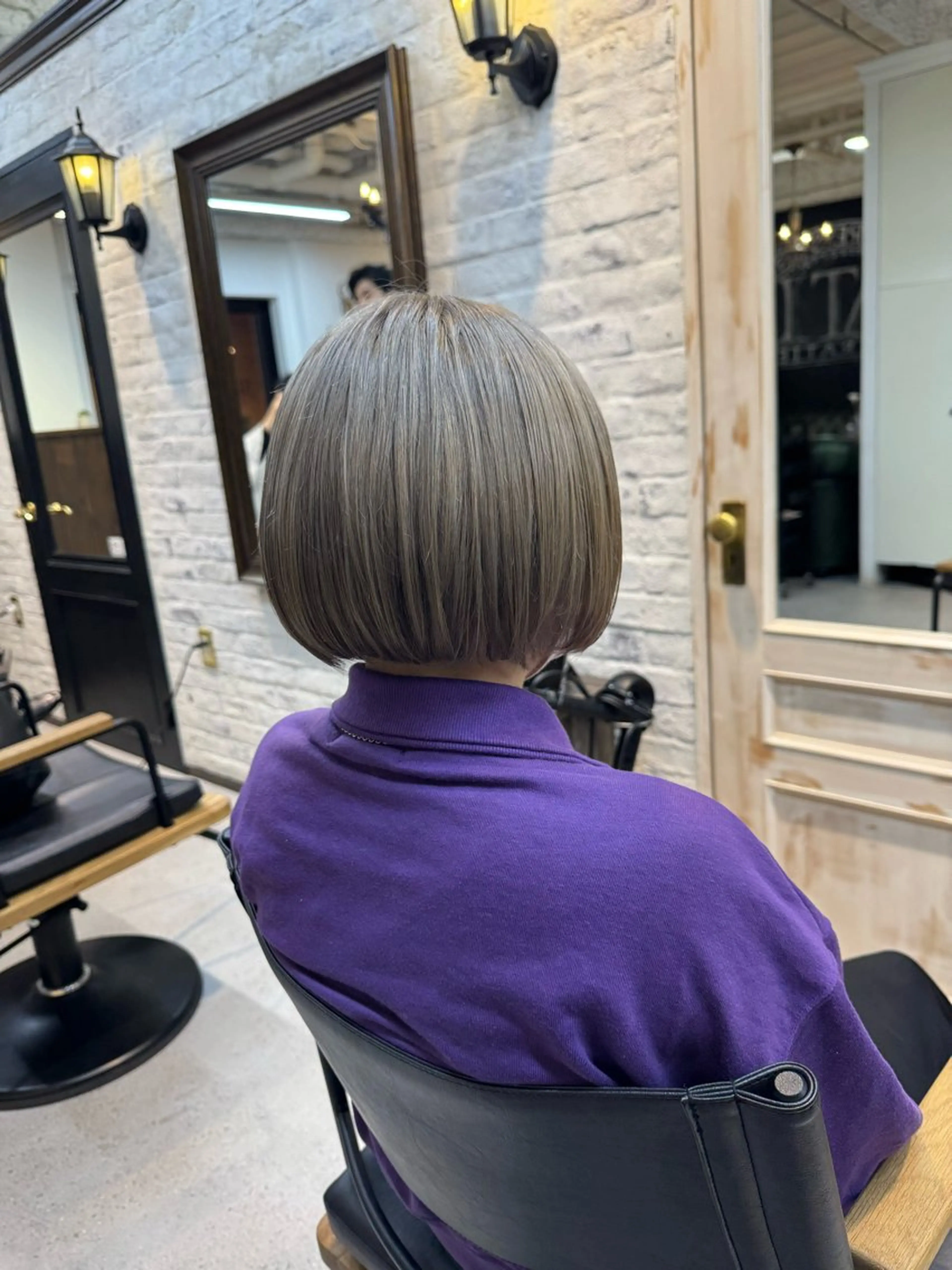 ショート カラー 西出 茉燦のヘアスタイル