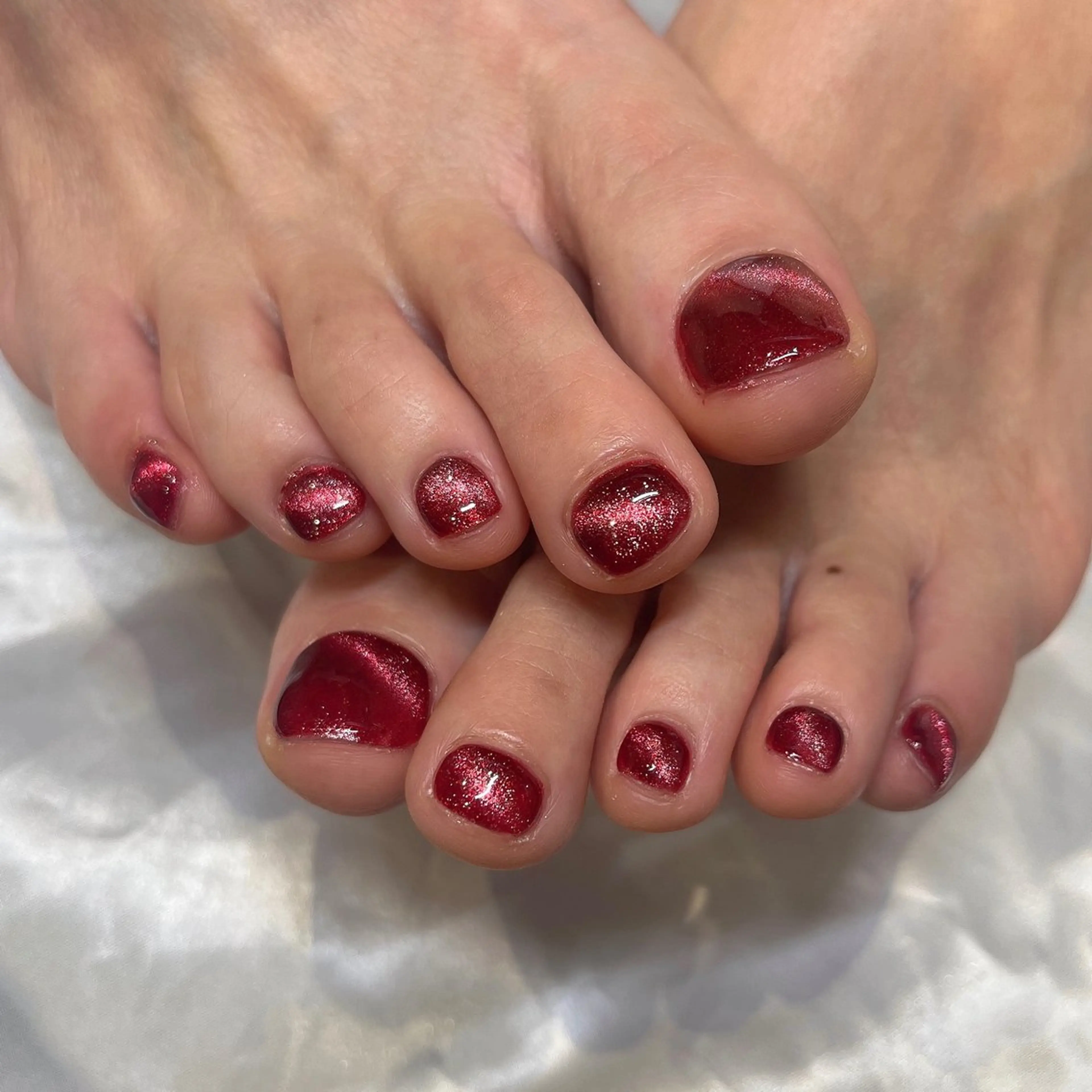 ネイル フットネイル フットネイル ️️🤍 yuukiのネイルデザイン