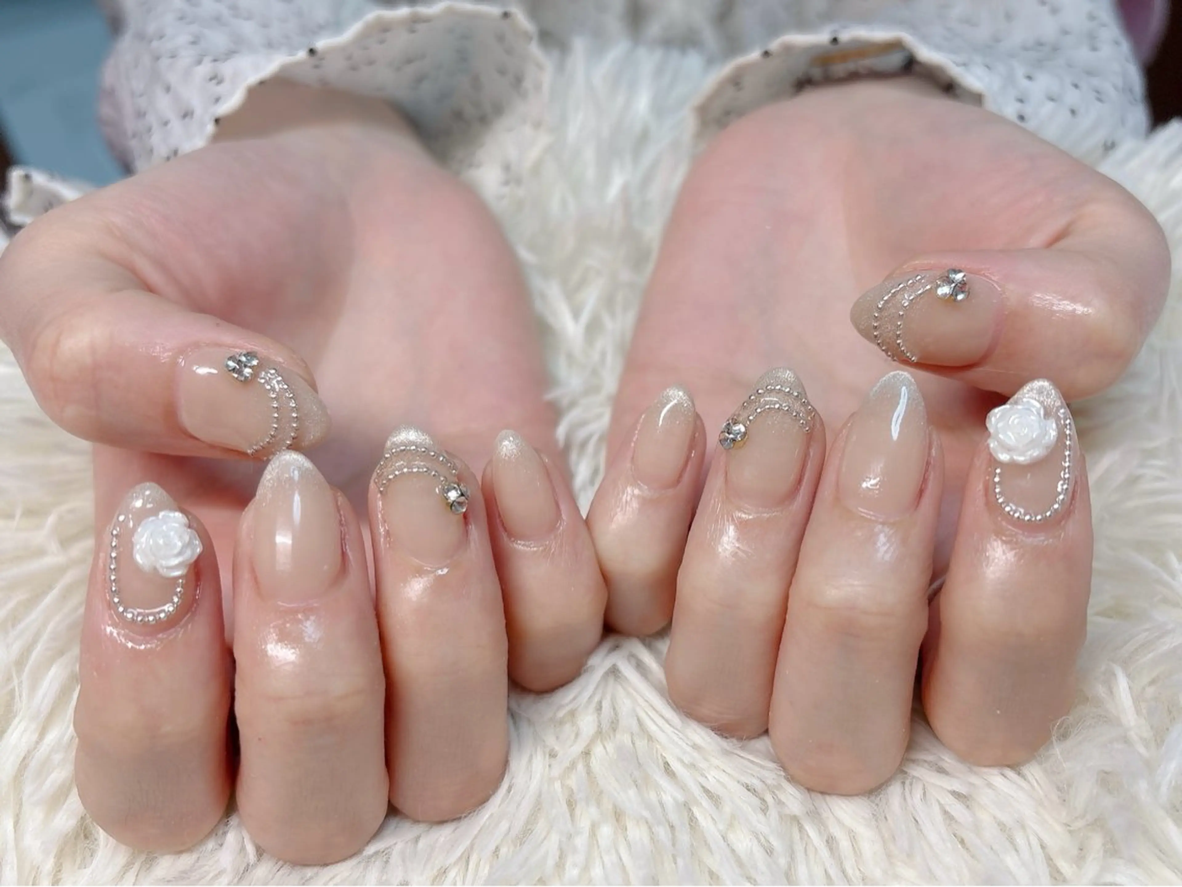 ネイル ハンドネイル パッチリオメメ Lianaのネイルデザイン