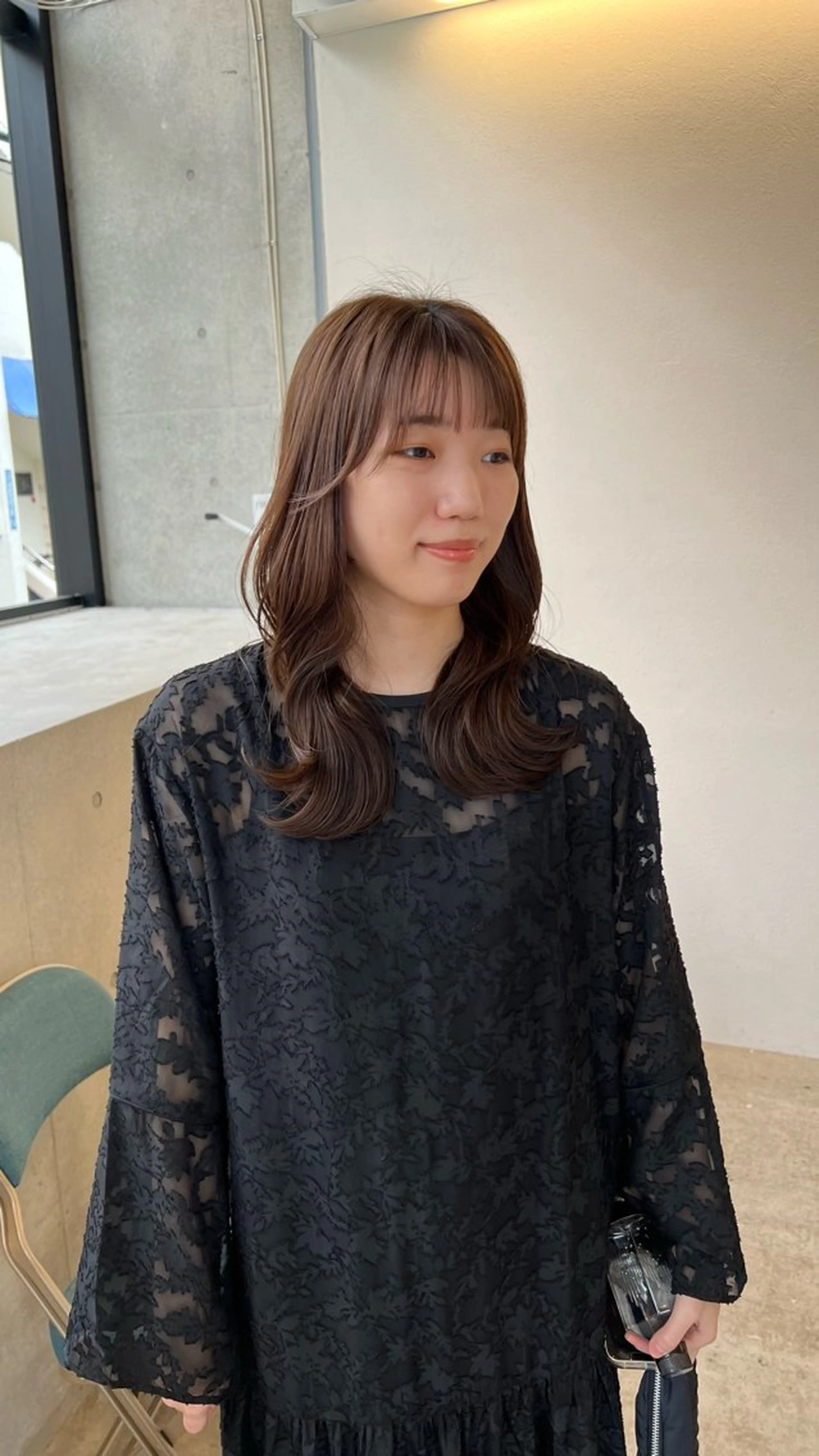 ロング カラー ロングレイヤー アッシュ ベージュカラー ブリーチ 透明感カラー カット ヘアカラー トリートメント 誰より丁寧なカット/ 小林輝/レイヤーのヘアスタイル