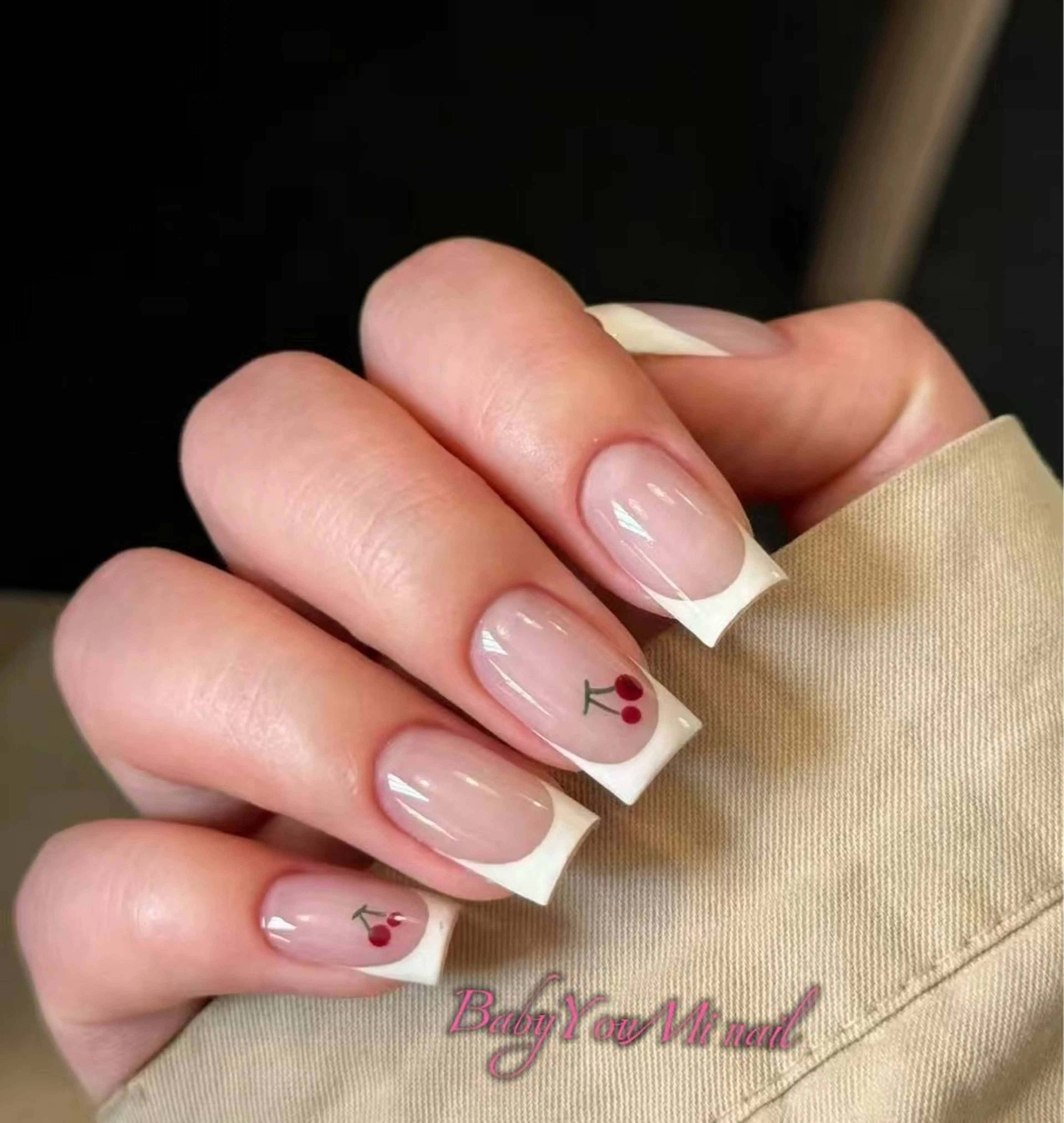 ネイル オーロラネイル フラワーネイル フットネイル フレンチネイル ジェルネイル ハンドネイル BabyYouMi nailのネイルデザイン