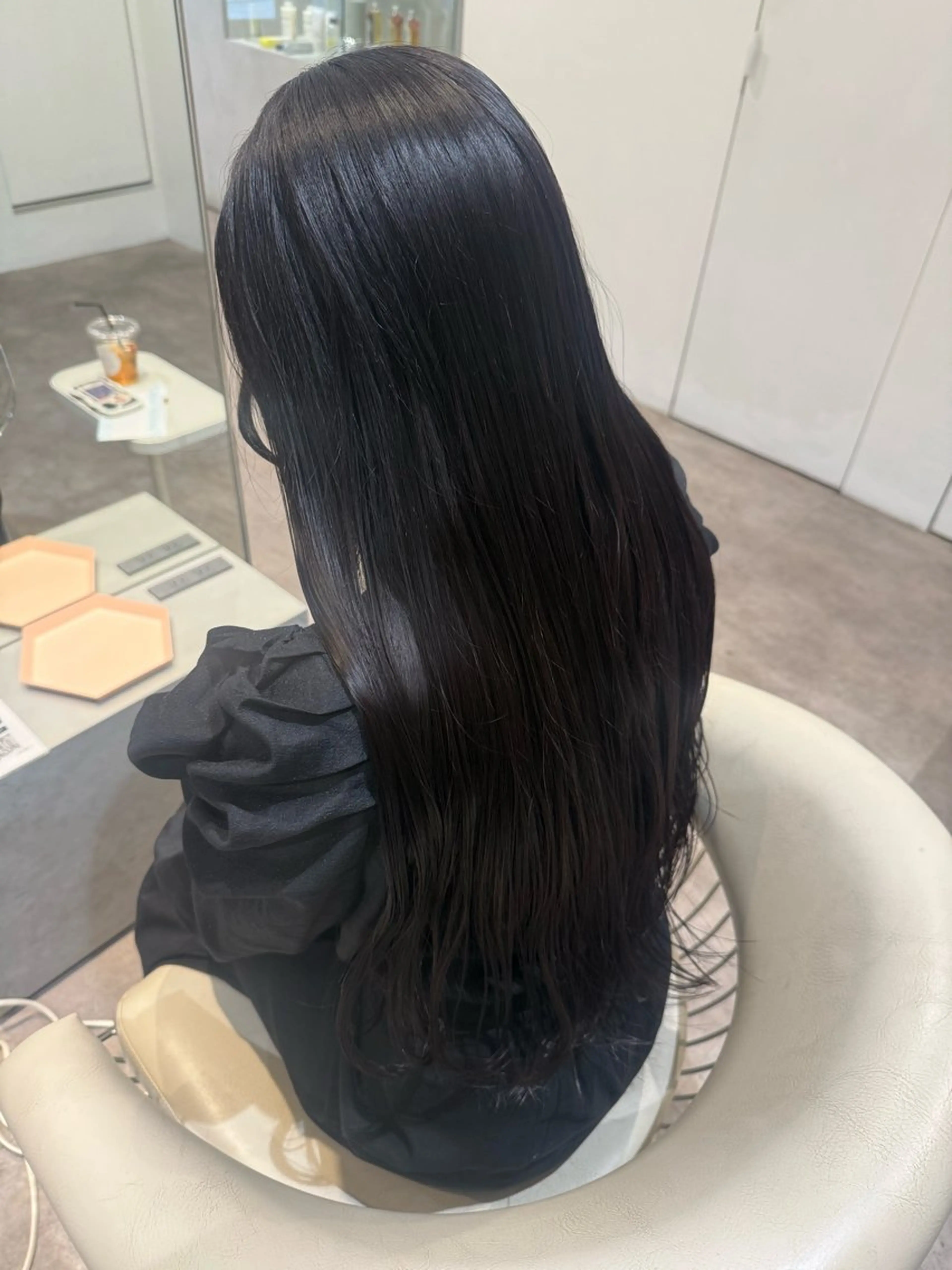 ロング カラー 黒髪 ブルーカラー ブルーブラック 透明感カラー 学生 カット ヘアカラー トリートメント 💎透明感カラー特化 💎TAISEIのヘアスタイル