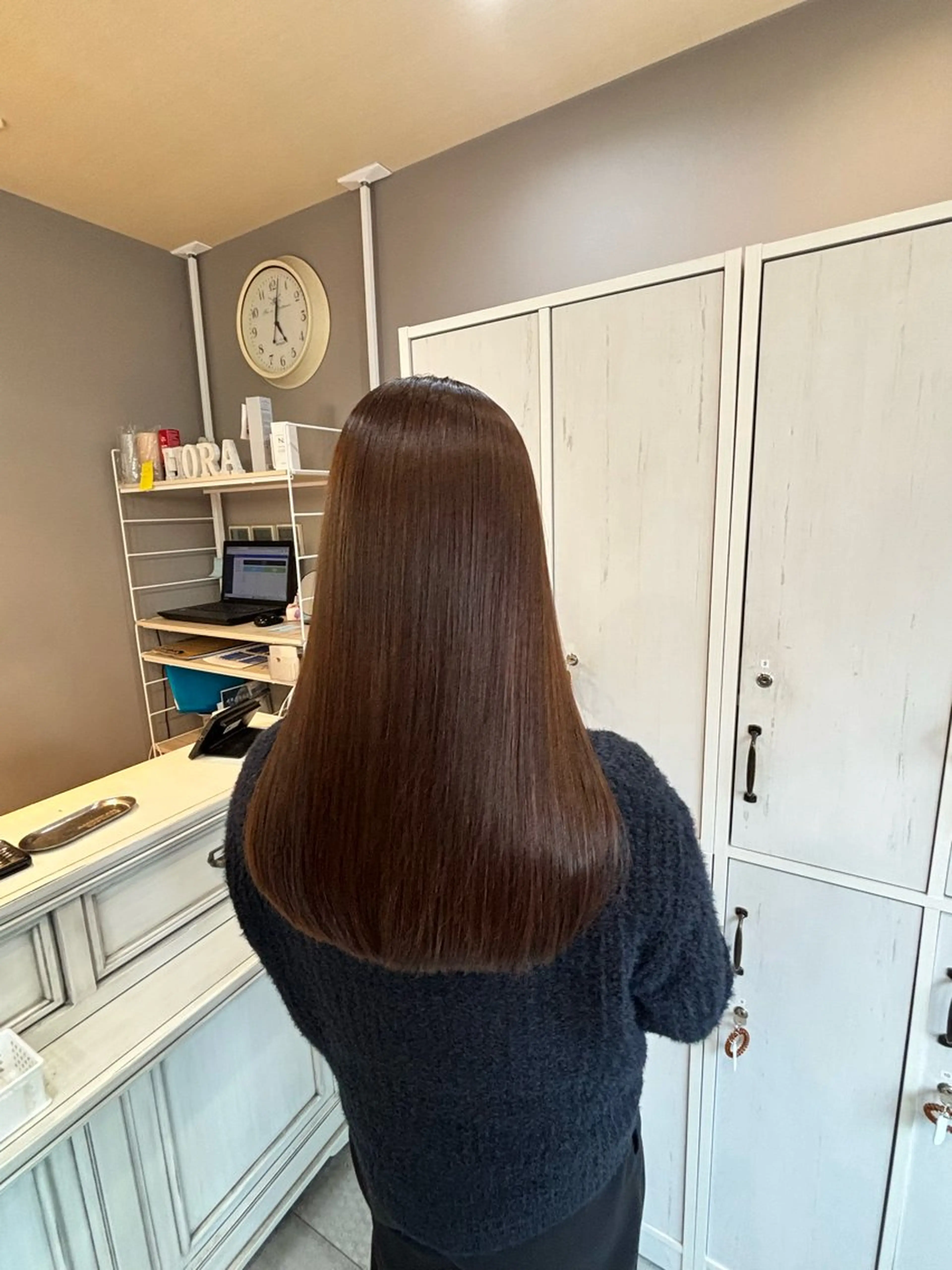 ロング カット ヘアカラー 🧸Fiora 🧸arashi🧸のヘアスタイル