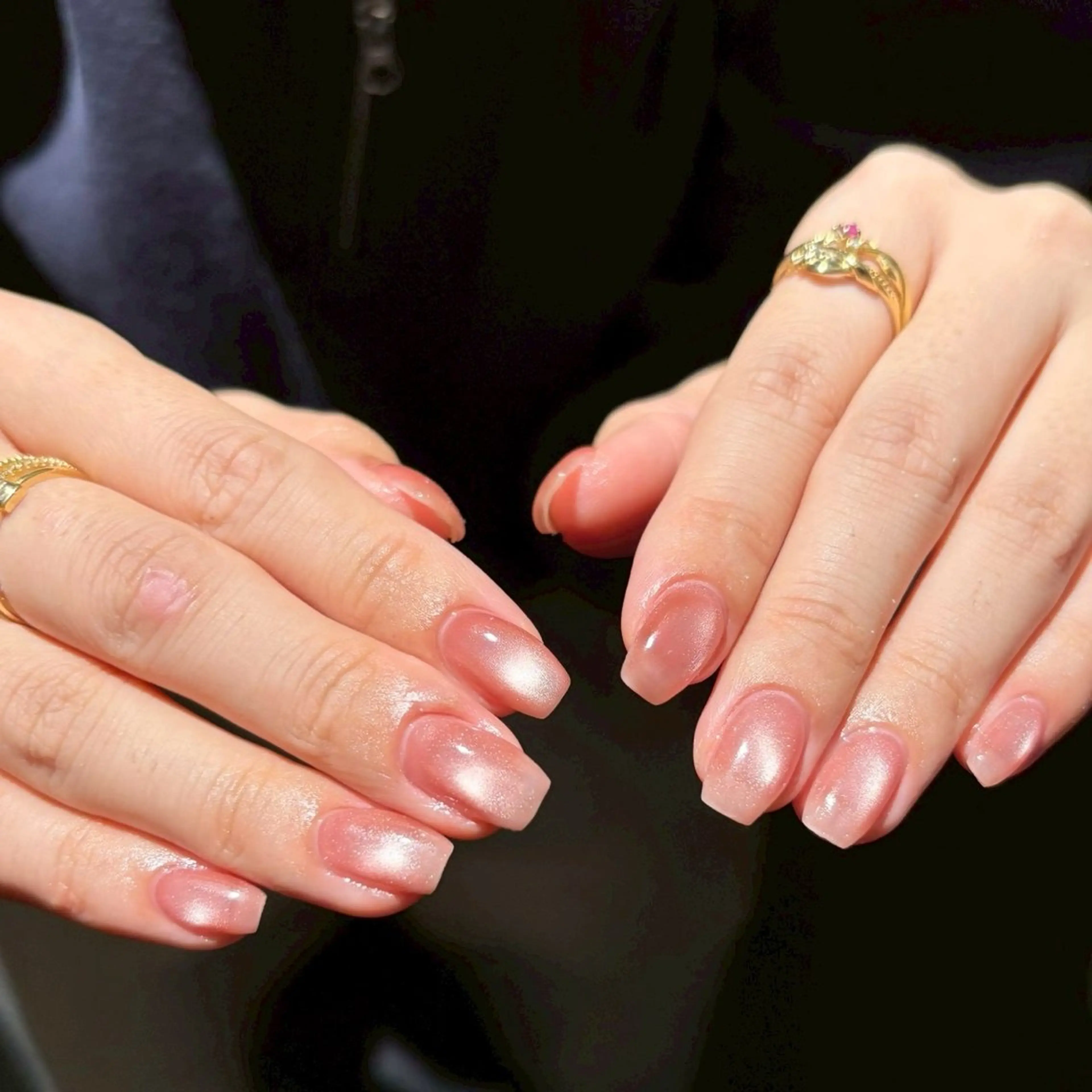 ネイル WHITE NAIL 伊丹のネイルデザイン