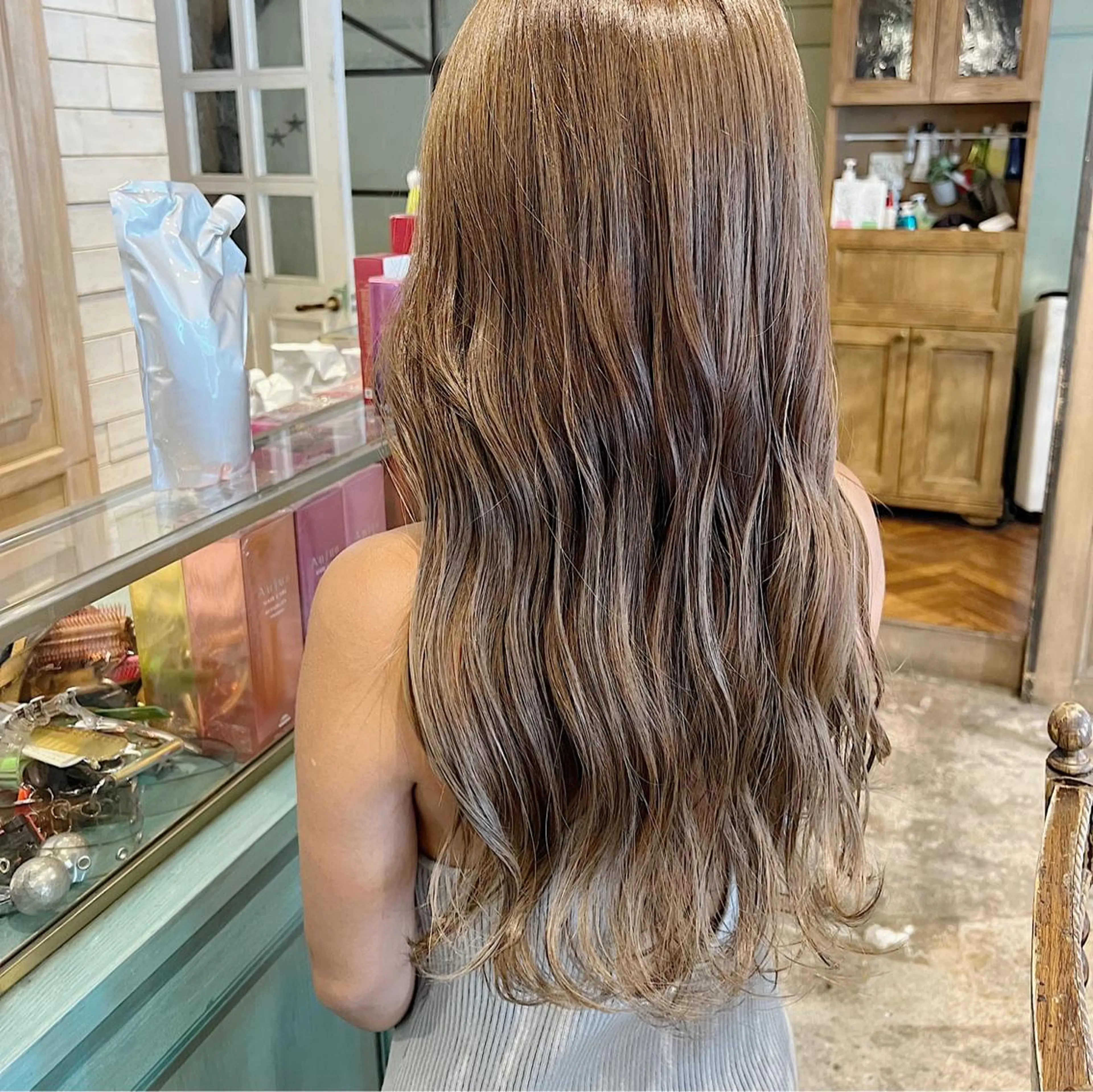 ロング カット トリートメント ハイライト／レイヤー 木下翔太のヘアスタイル