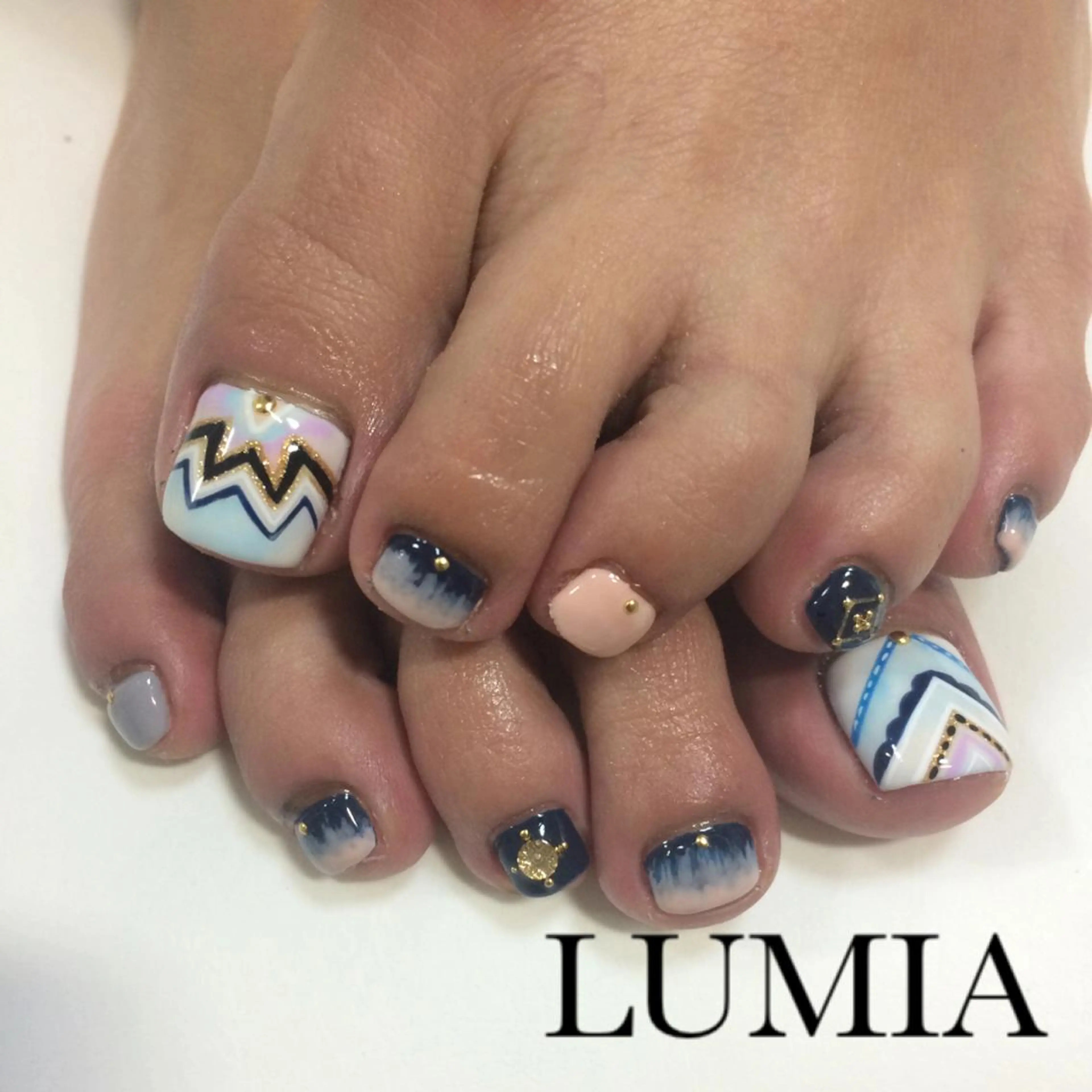 ネイル アートネイル Emu Nailのネイルデザイン