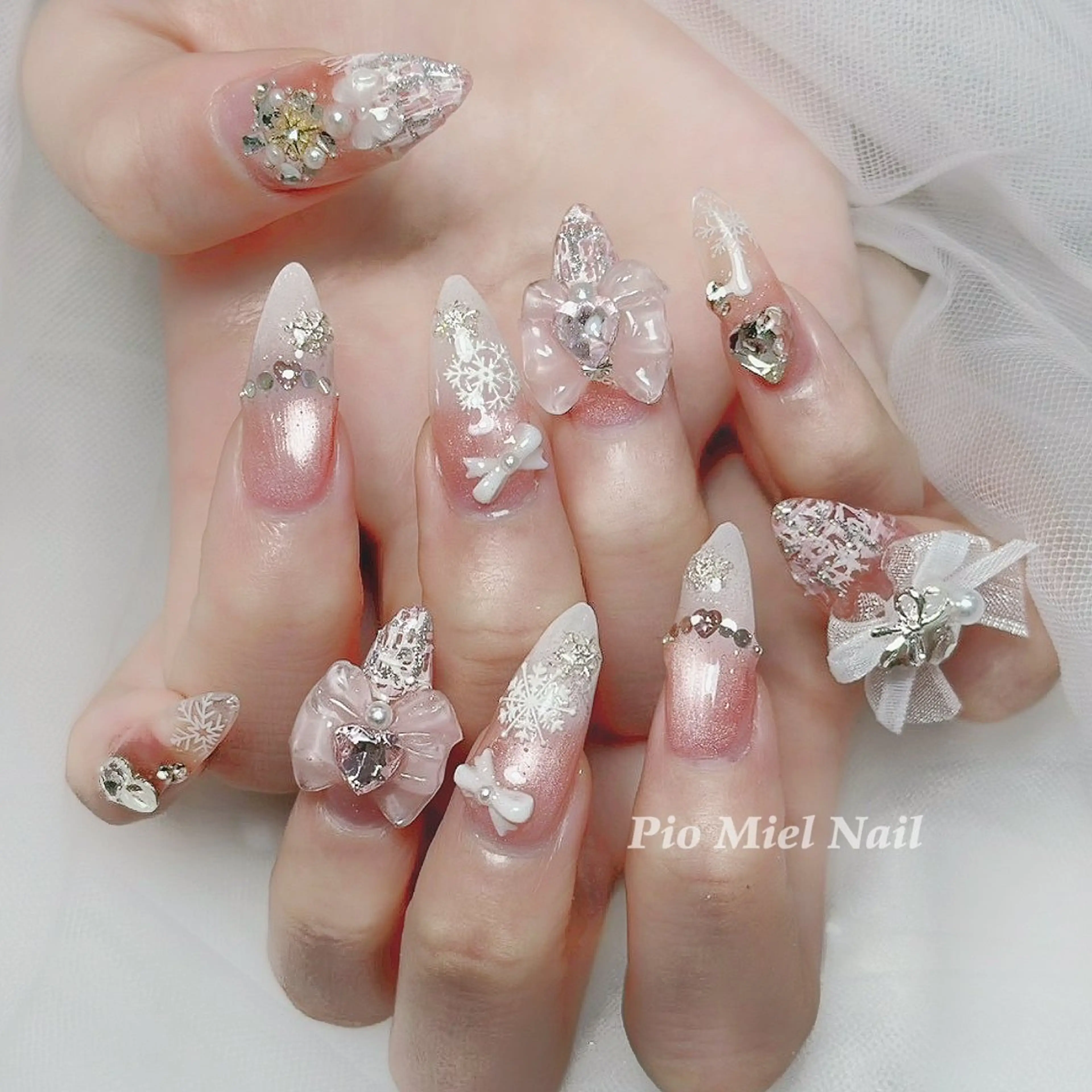 ネイル Pio Mielのネイルデザイン