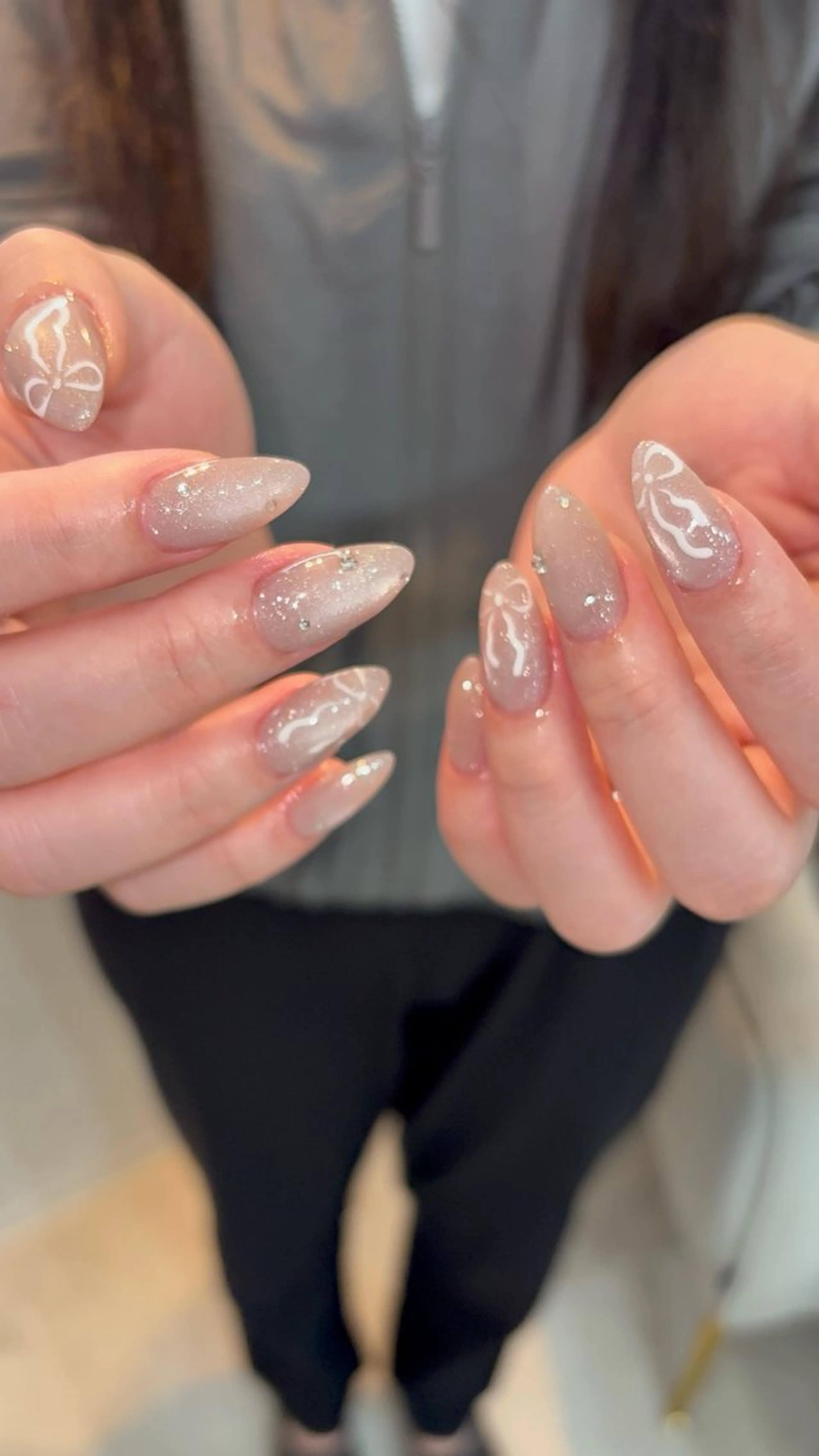ネイル マグネットネイル リボン シンプルネイル ハンドネイル nué nail 【halu】のネイルデザイン