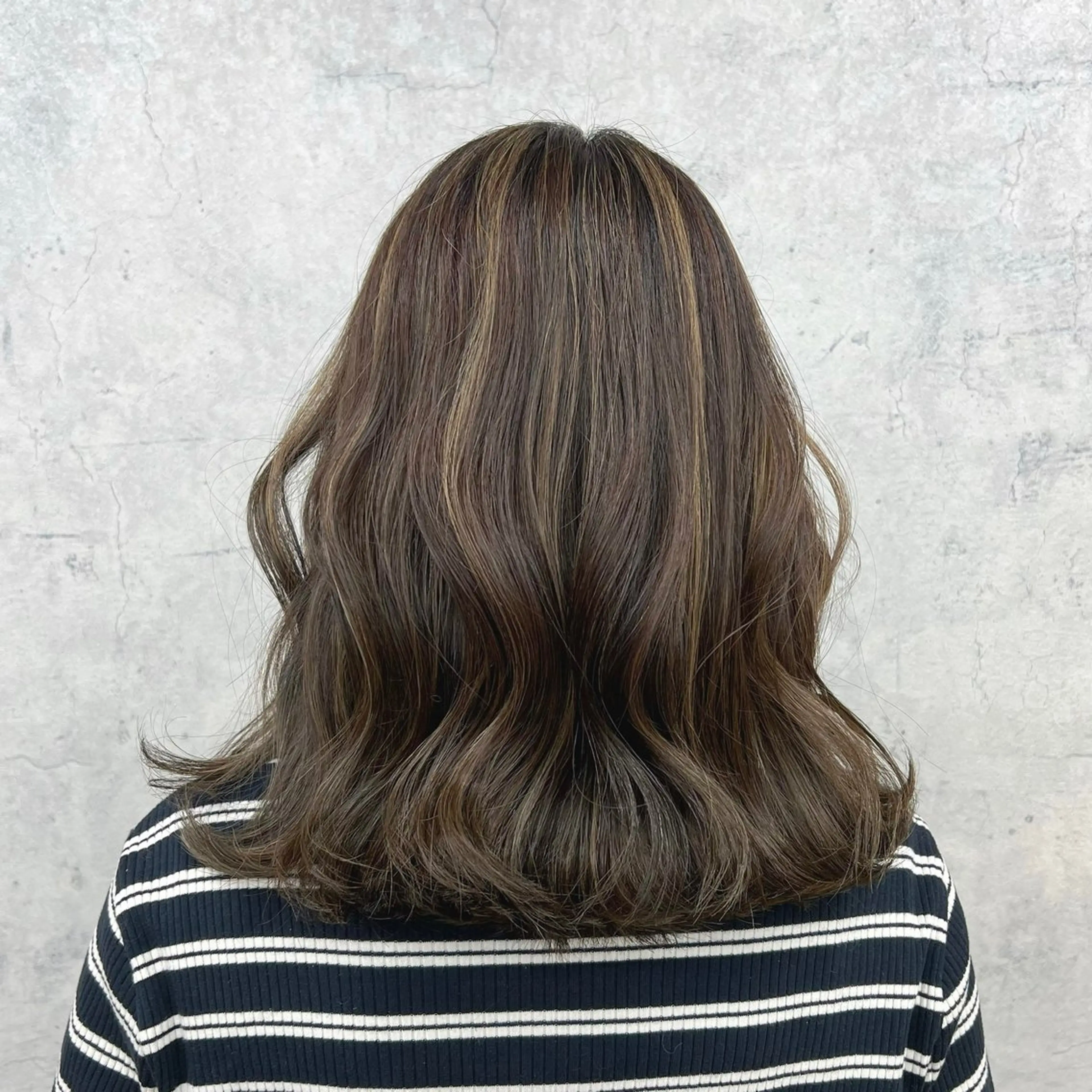 セミロング カラー JUNSHIN🦋 ヘアセット／カラーのヘアスタイル