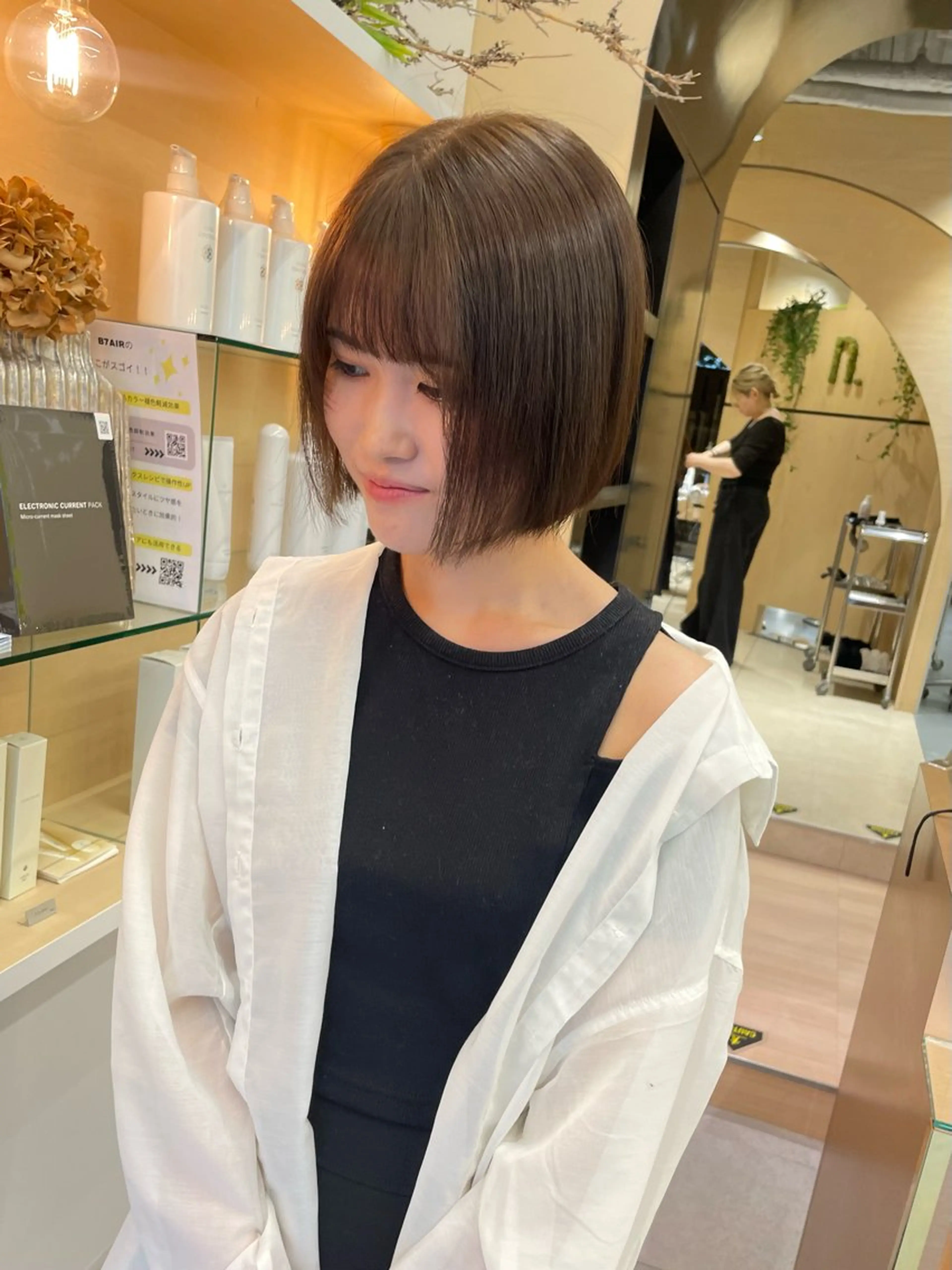 ショート カラー 8HAIR / MAYUのヘアスタイル