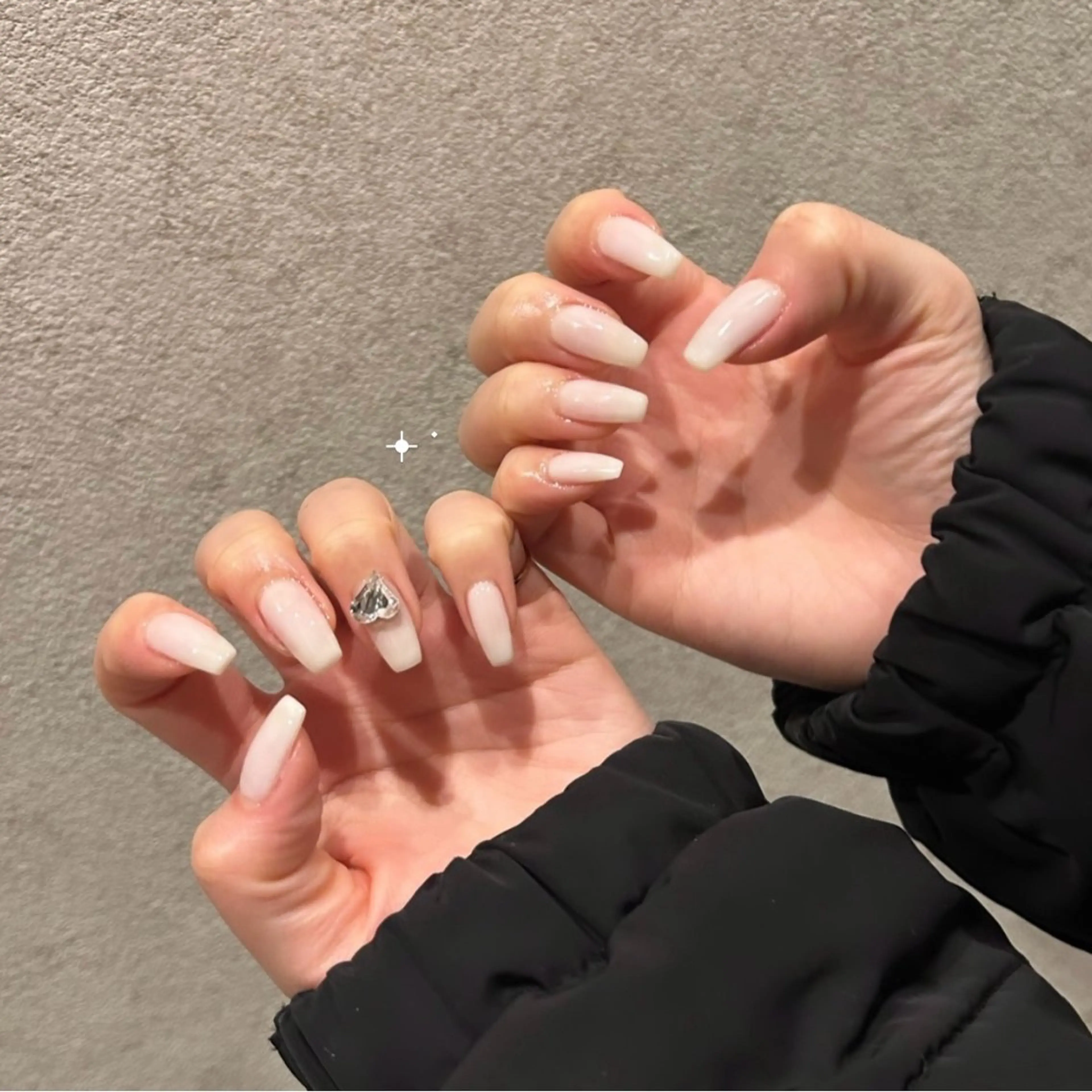 ネイル ワンカラーネイル ホワイト 寺尾 美咲のネイルデザイン