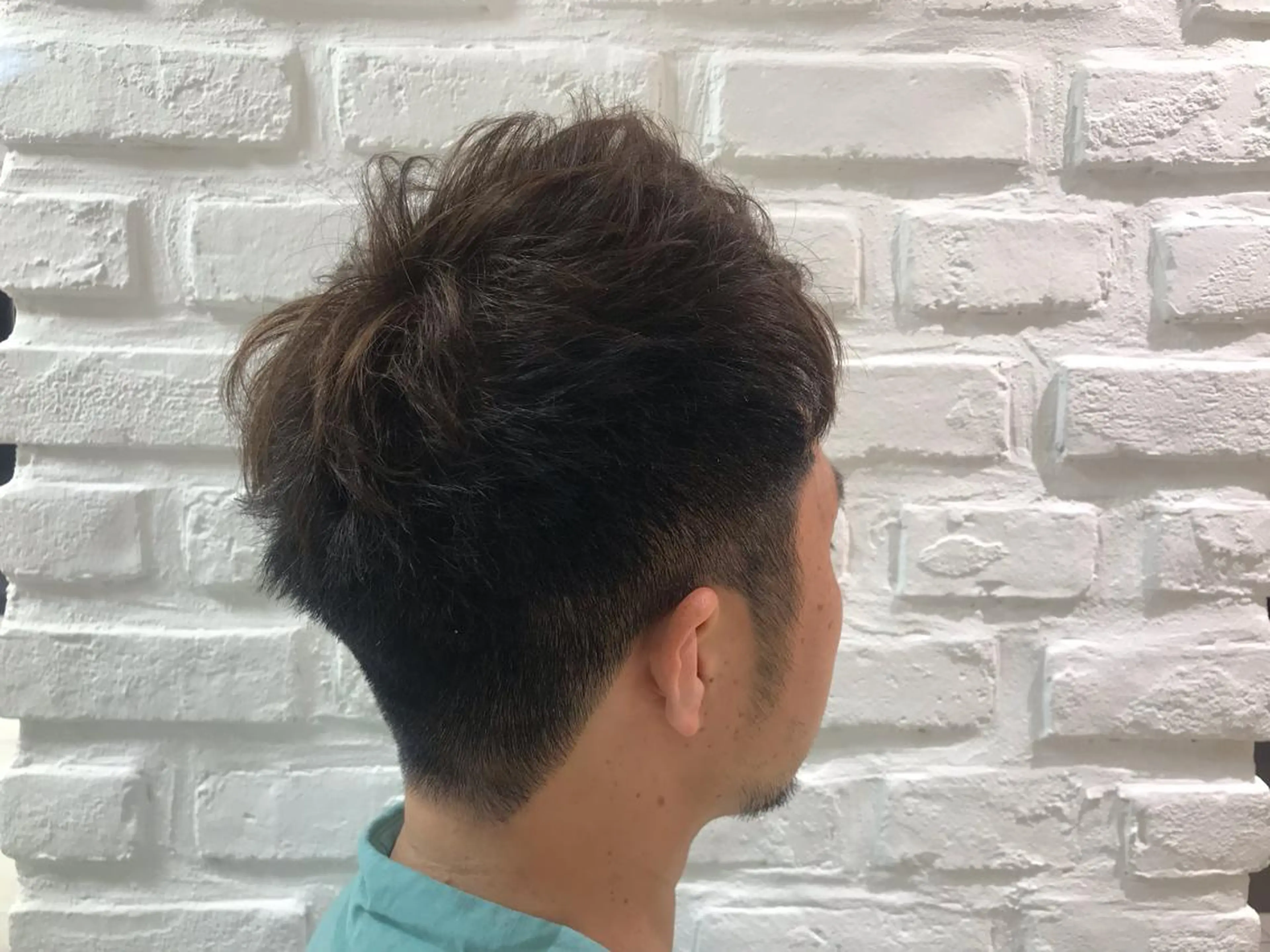 カラー メンズ アッシュ ブラウンカラー 【暖色カラー特化】 中山由梨のヘアスタイル