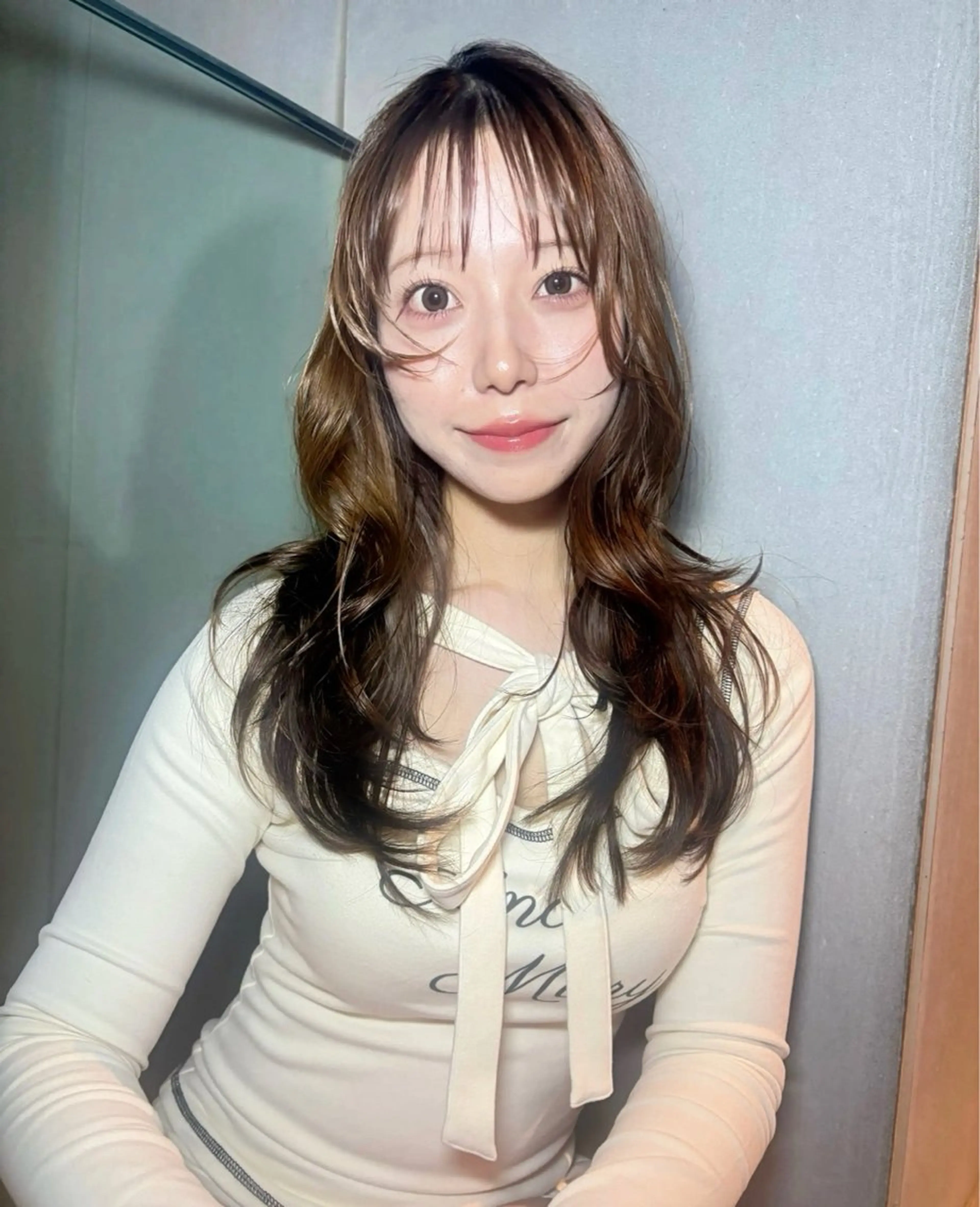 ロング カラー ロングレイヤー 透明感カラー レイヤーカット ロング 🎀トレンドヘア🎀 MIKUのヘアスタイル