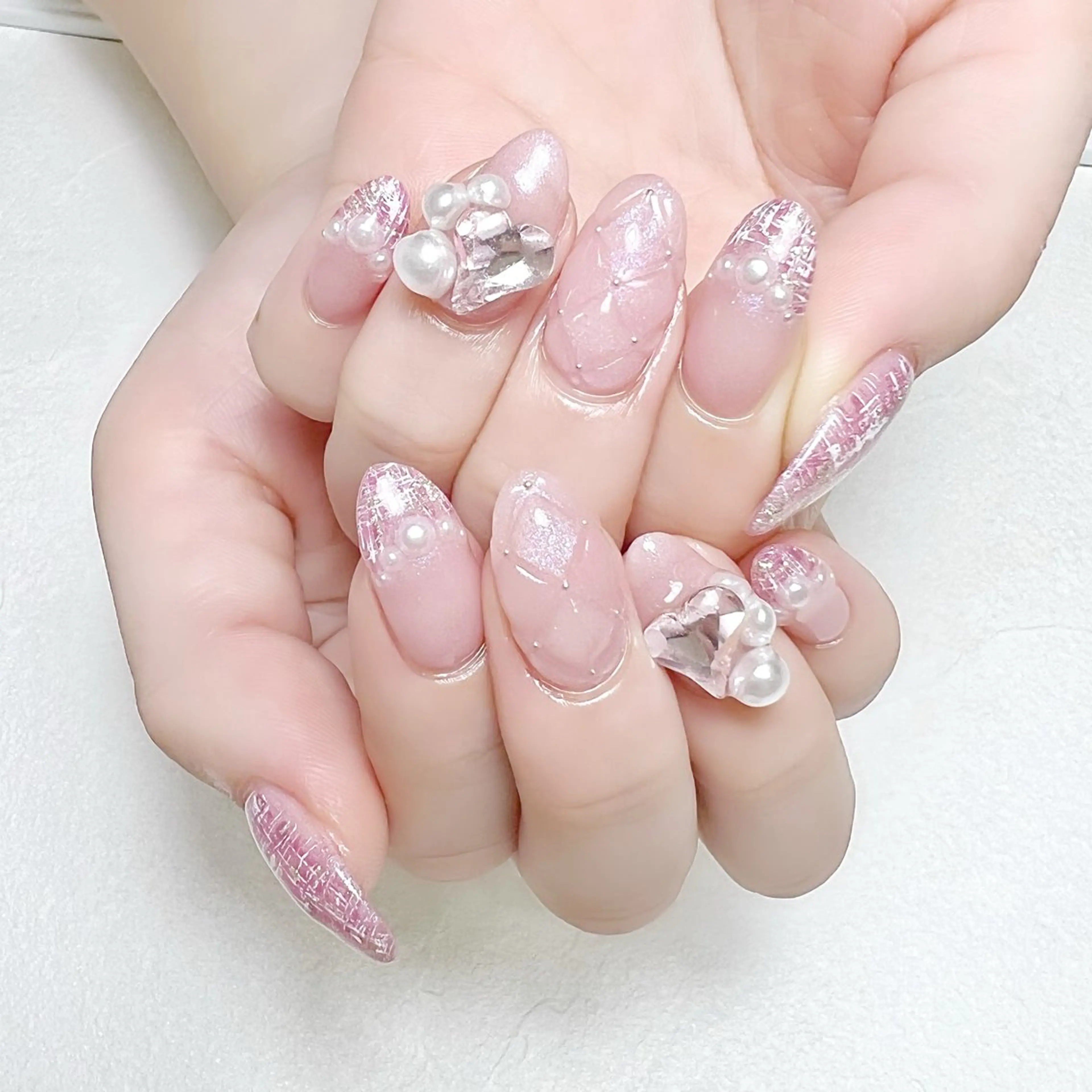 ネイル ガーリー キラキラネイル 韓国ネイル ピンク ツイードネイル rouse nail RISATOのネイルデザイン