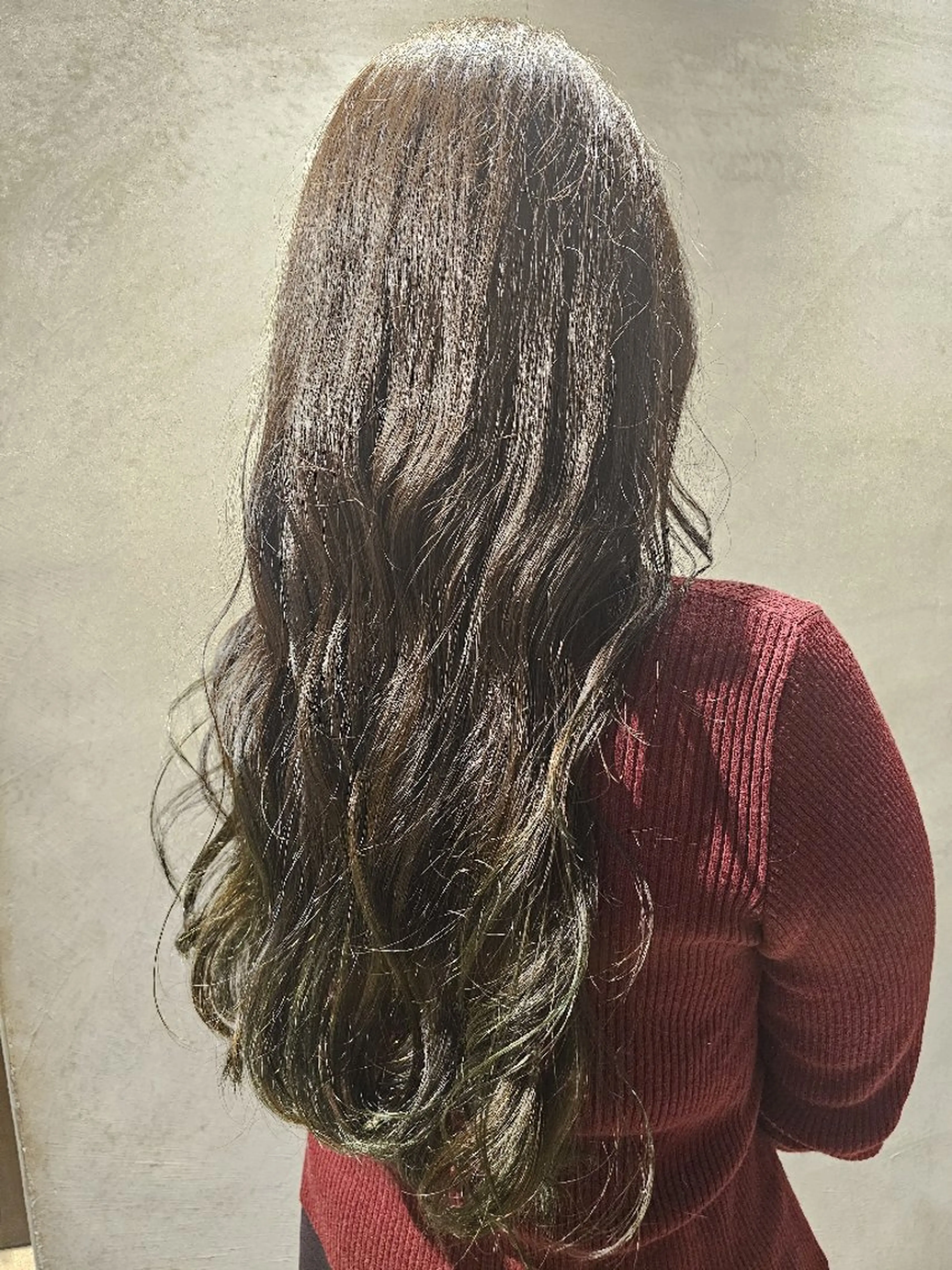 ロング カラー ブリーチ グラデーションカラー カット ヘアカラー La fith elua 武庫之荘店所属・山口 そらのヘアスタイル