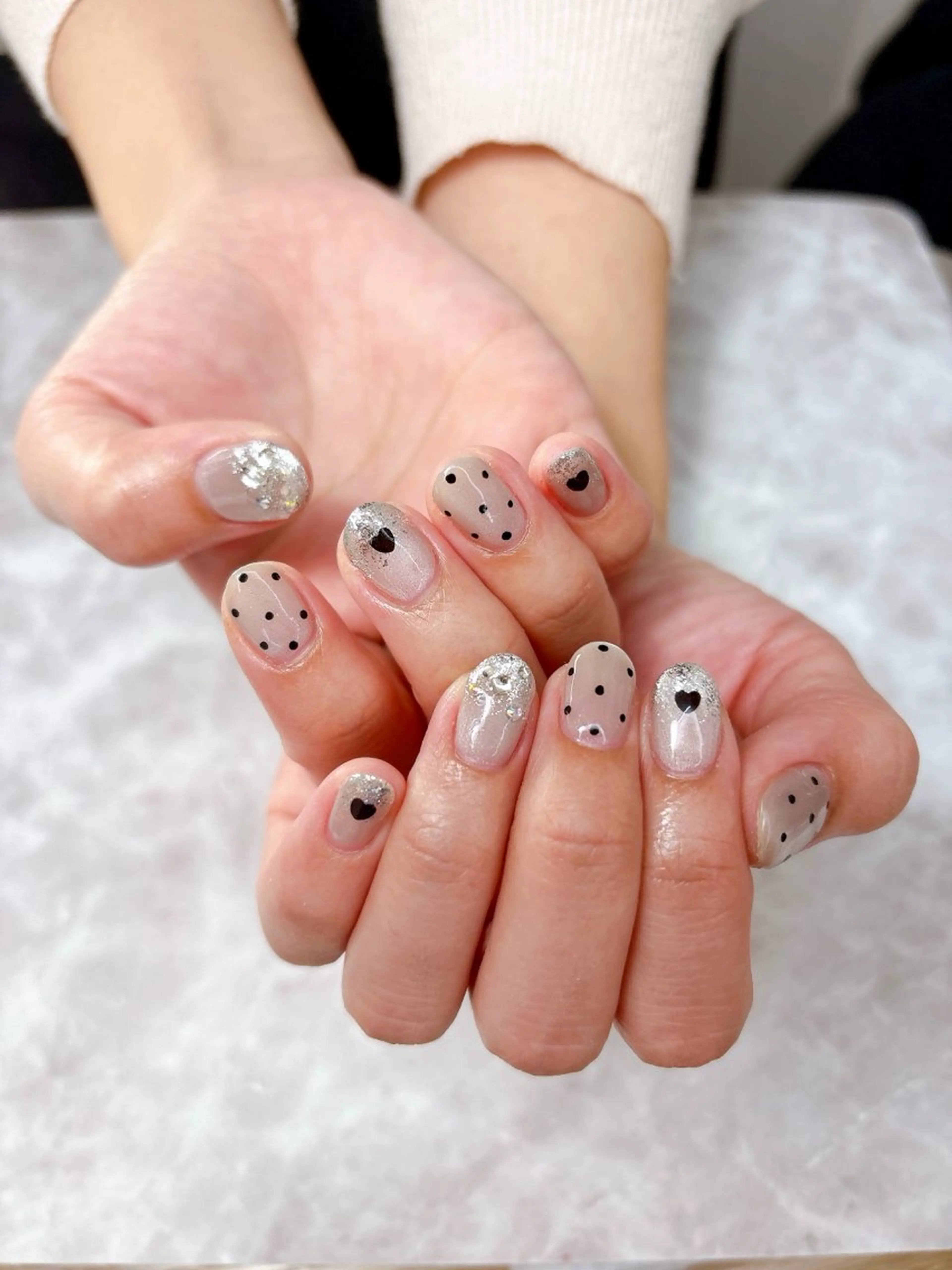 ネイル ドット ラメ(グリッター) ラメグラデーション 持ち込み ハンドネイル ハンドケア ジェシー ネイルのネイルデザイン