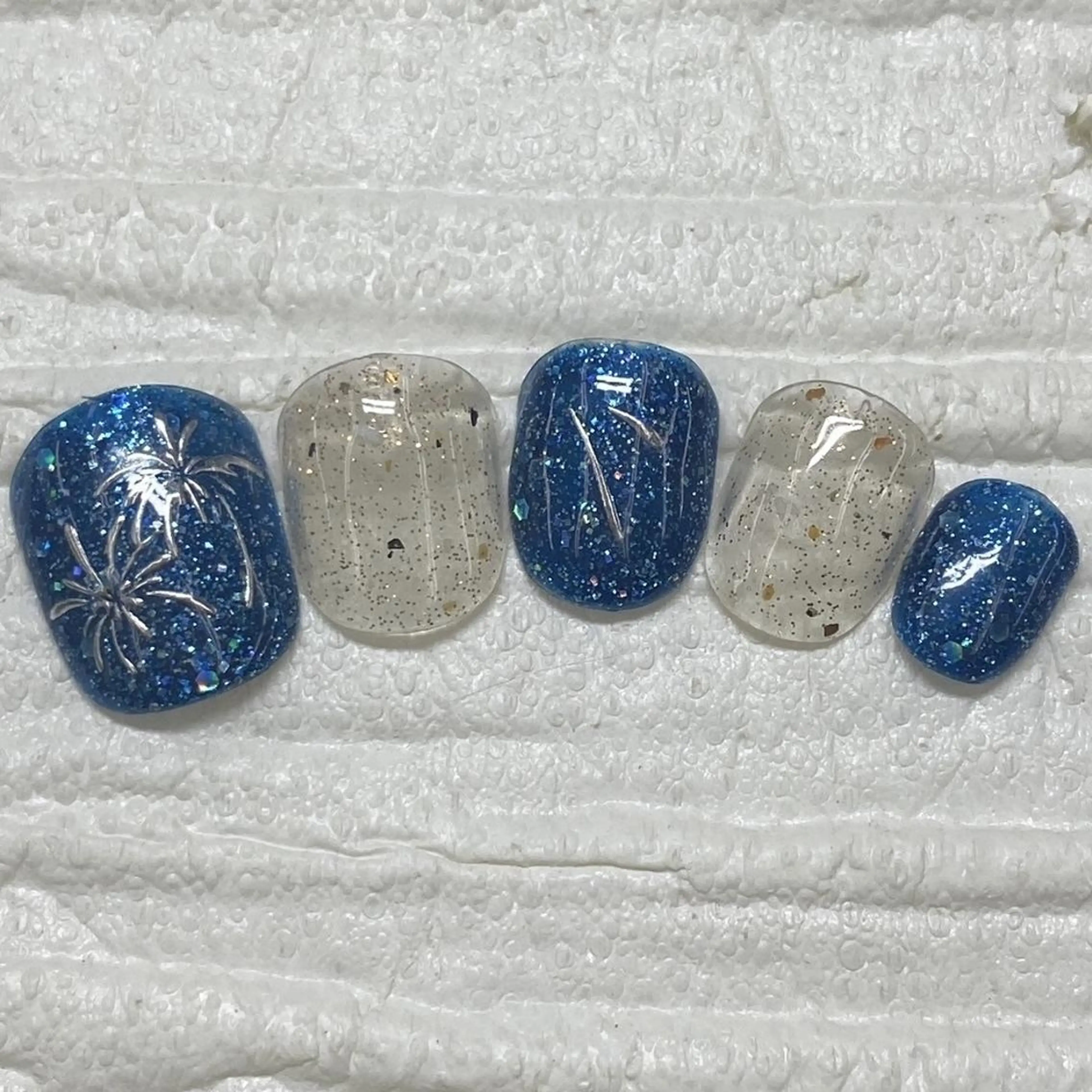 ネイル Nail salon Honey Beeのネイルデザイン