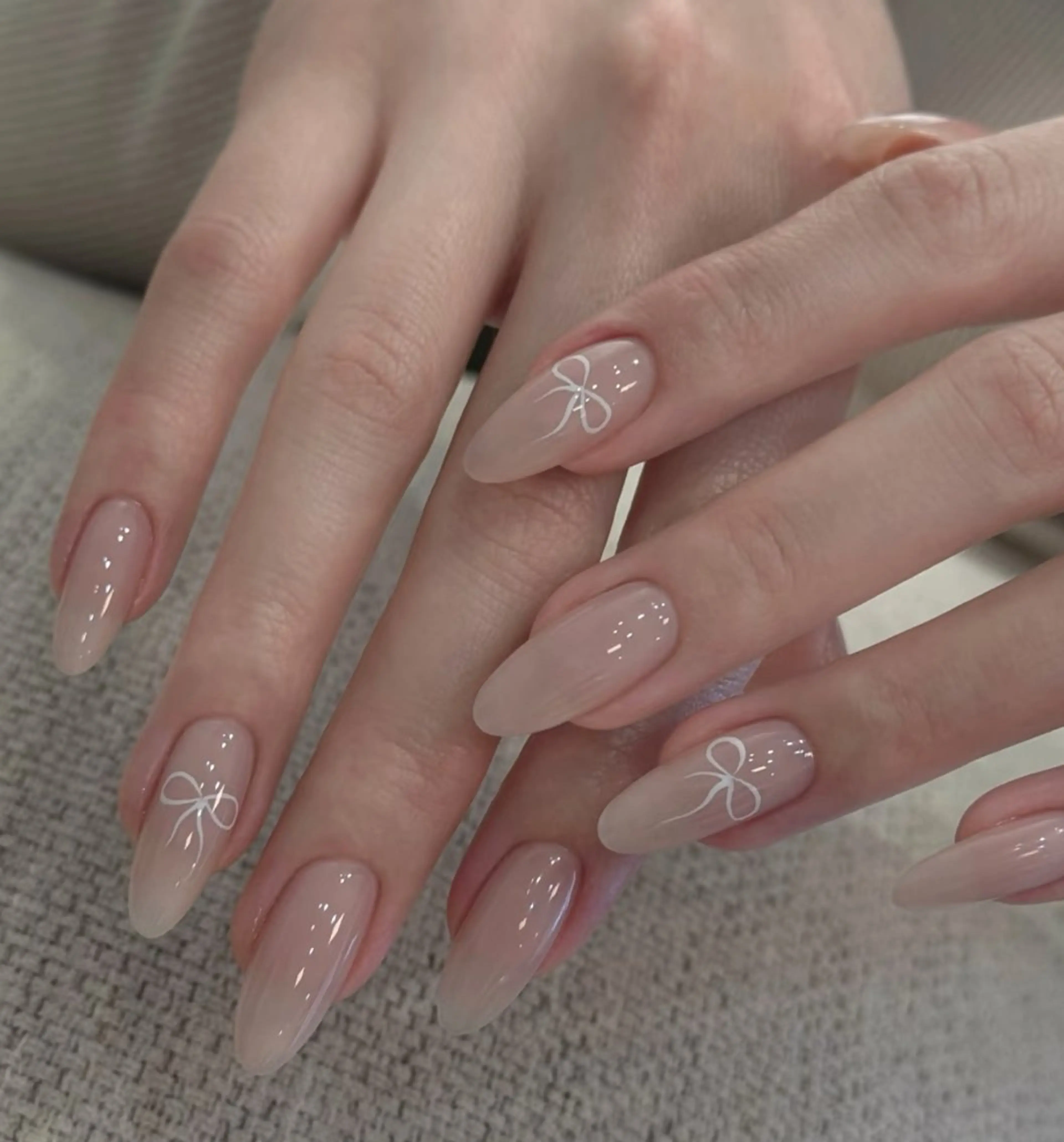 ネイル アートネイル オーロラネイル チークネイル フレンチネイル ガラスフレンチ ハンドネイル 🎀🎀YooLi Nail Salonのネイルデザイン