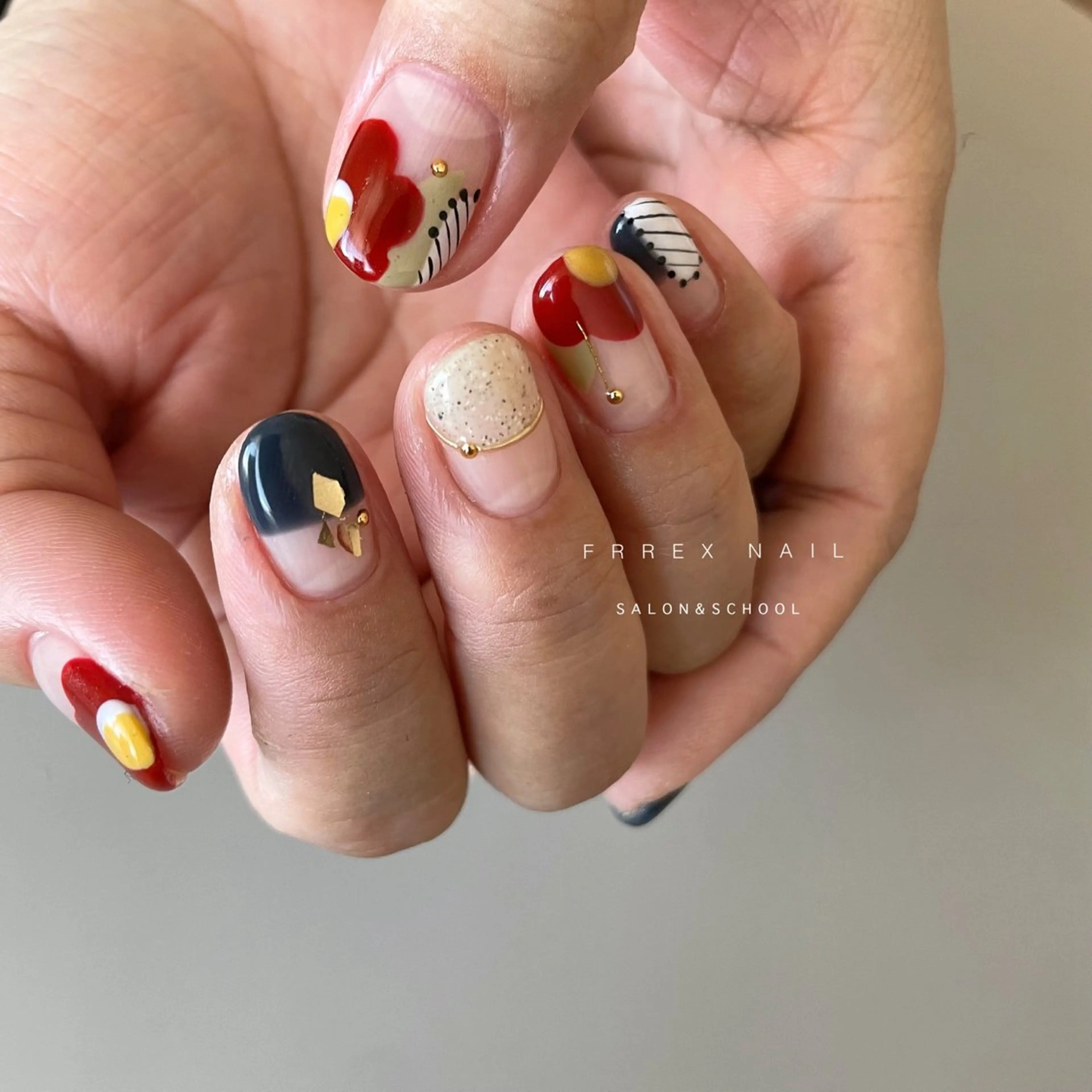 ネイル 成人式 ハンドネイル フットネイル freex nail /ニュアンス/個性派のネイルデザイン