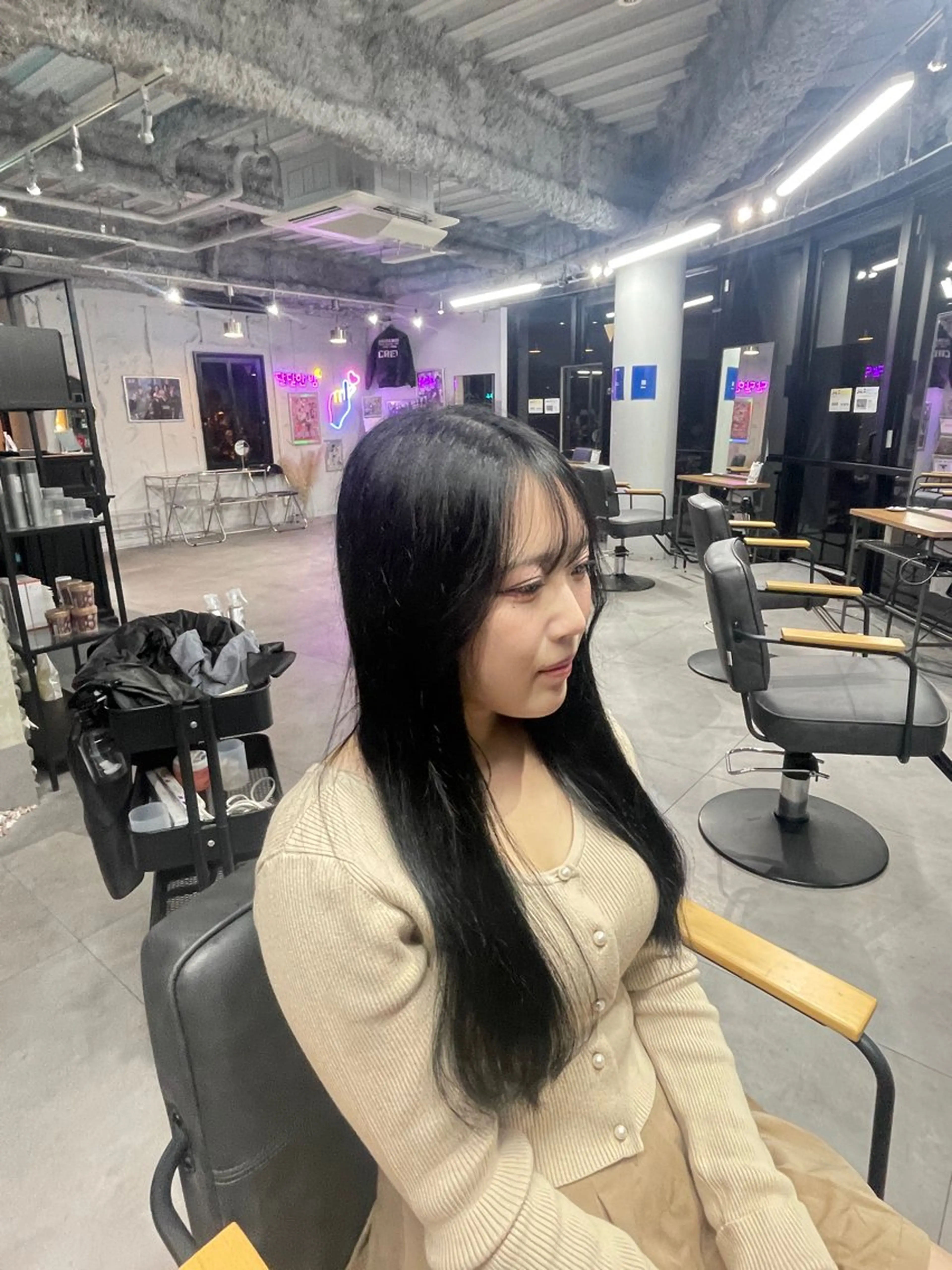 ロング カラー 黒髪 ブルーカラー ブルーブラック 韓国特化 なおきのヘアスタイル