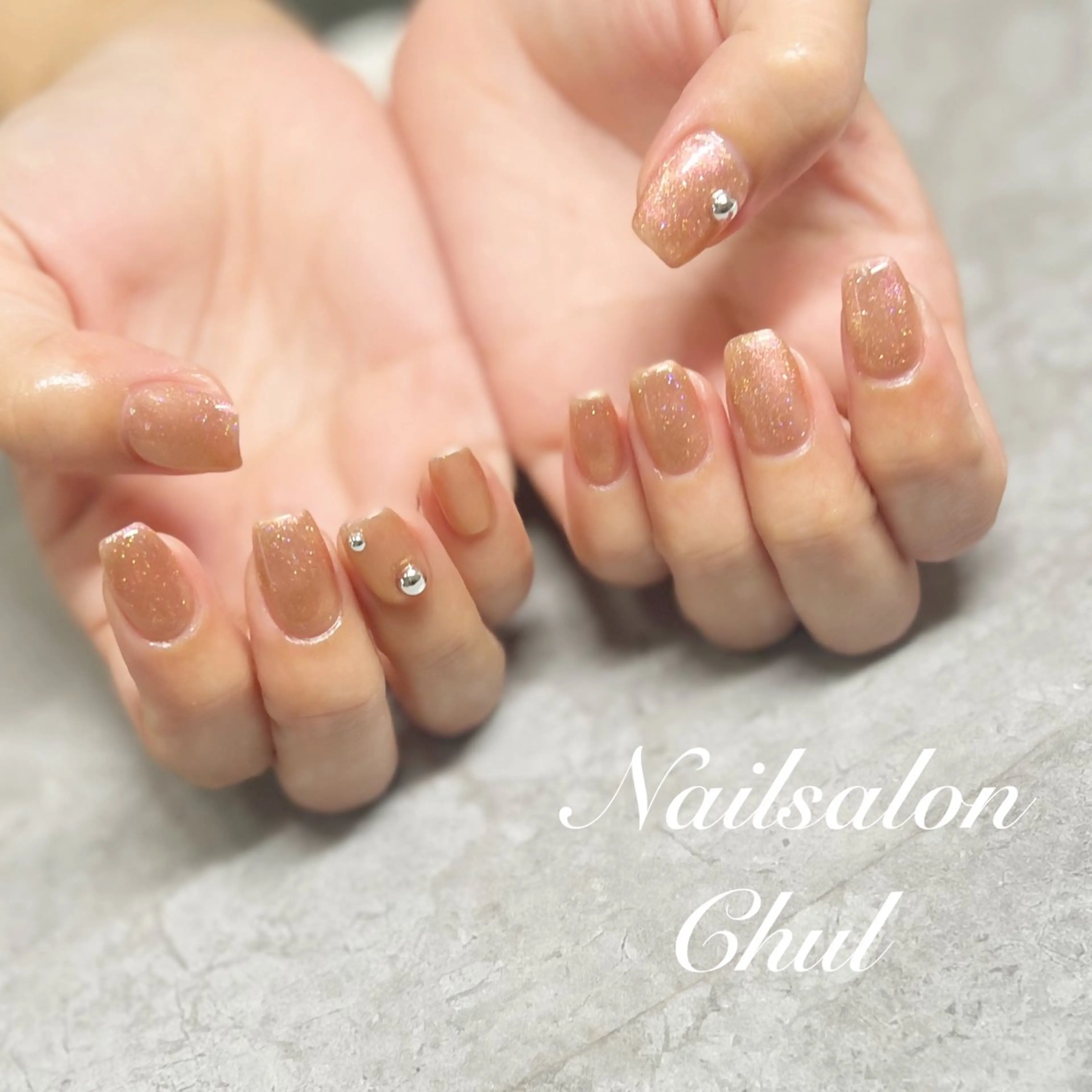 ネイル マグネットネイル ストーンネイル ネイルサロン チュルのネイルデザイン