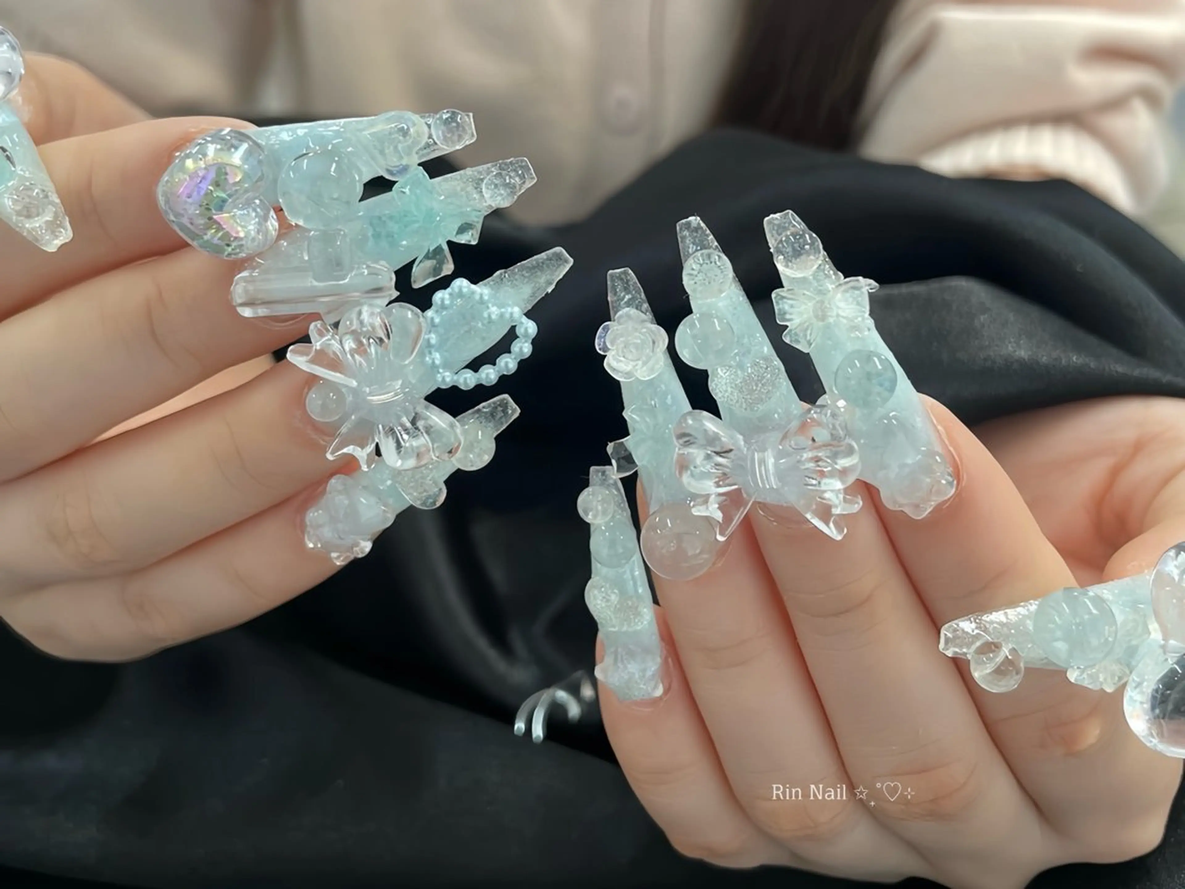 ネイル ボルドー フレンチネイル グラデーション キラキラネイル 韓国ネイル ハンドネイル Rin Nail Shinokuboのネイルデザイン