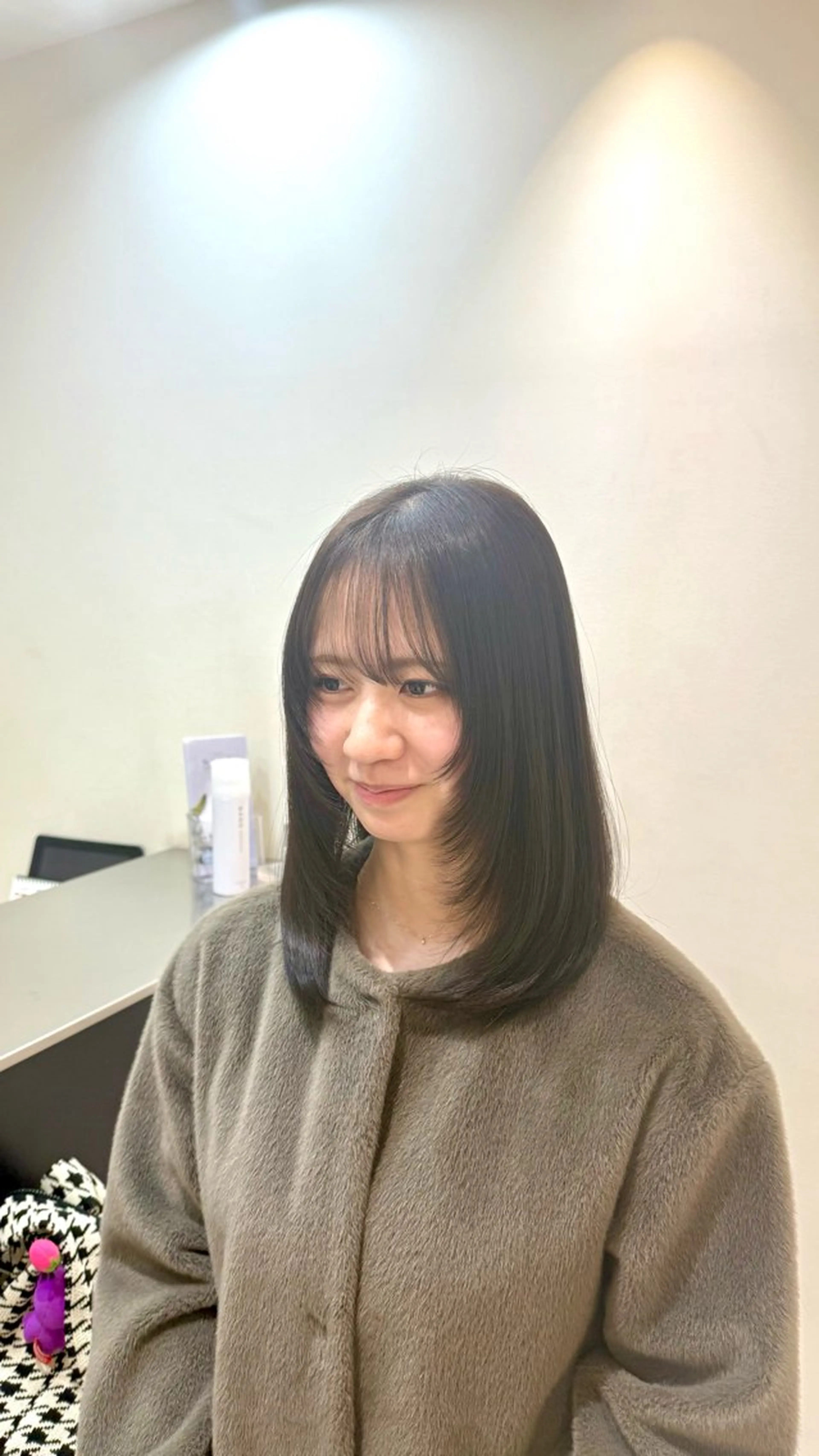 ミディアム カラー akari / ミディアムパーマのヘアスタイル