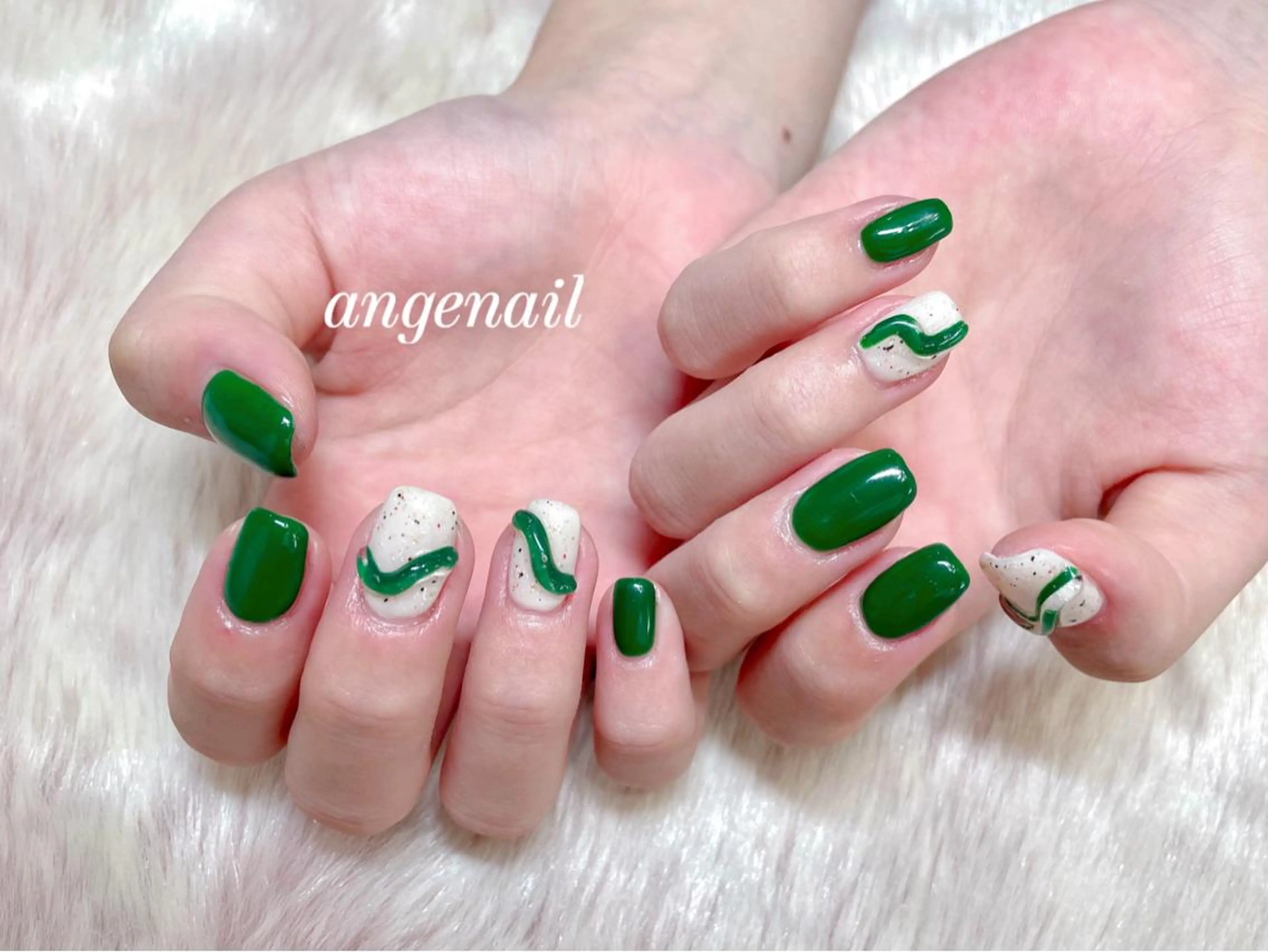 ネイル ハンドネイル オーナーネイリスト MAKIのネイルデザイン