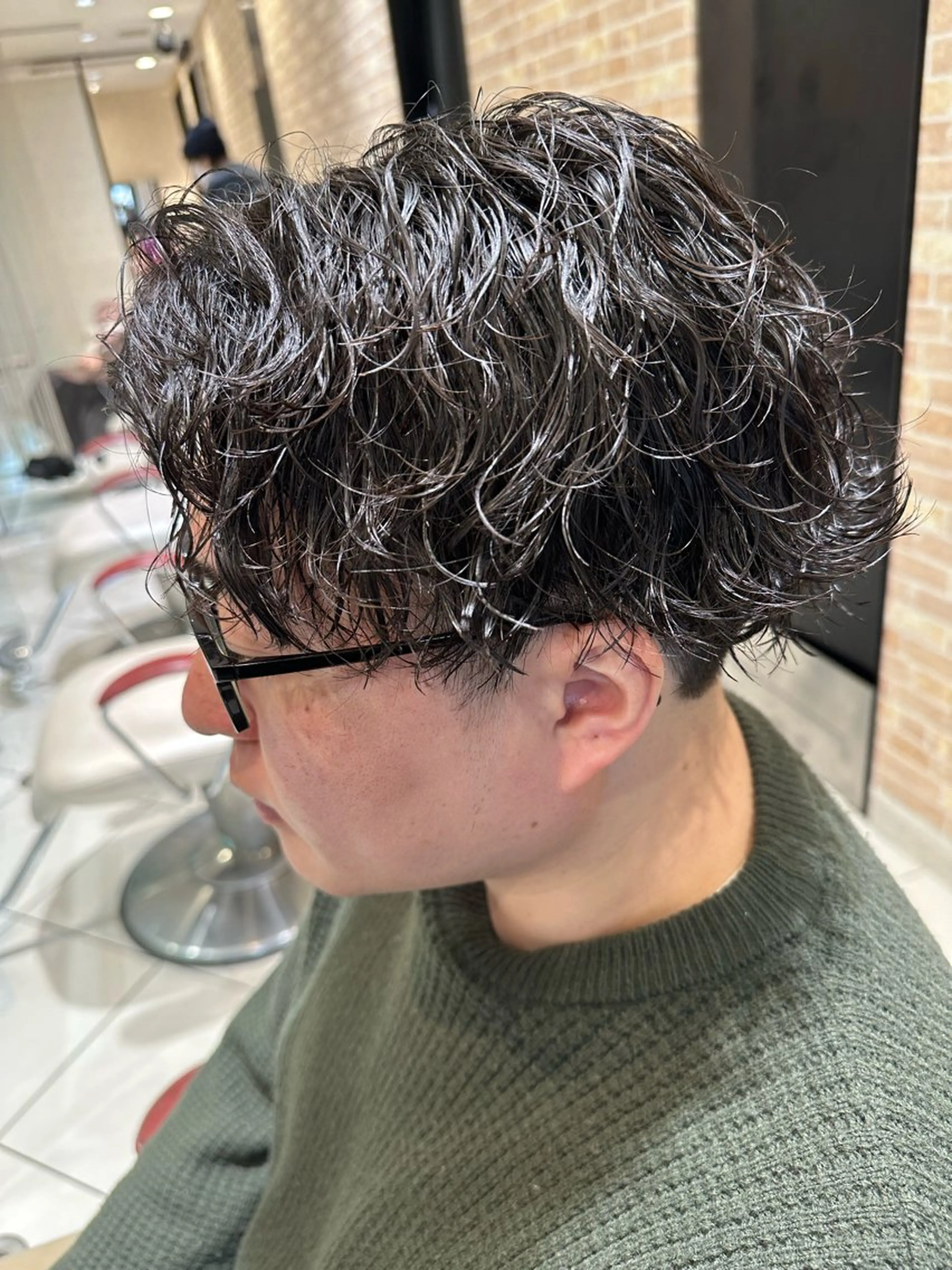 ショート パーマ メンズ メンズパーマ 波巻きパーマ 💈メンズ特化 美容師サキ💈のヘアスタイル