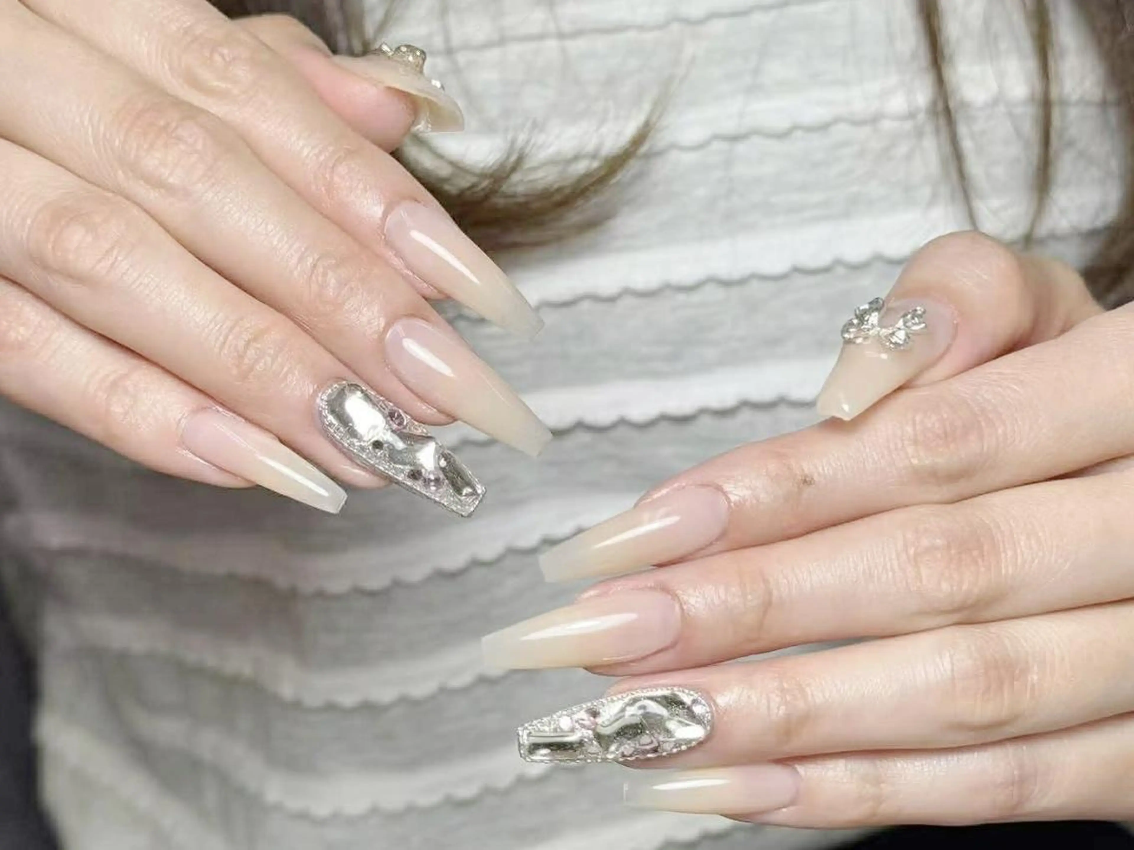 ネイル 長さ出し グラデーション 卒業式 キラキラネイル マグネットネイル Mio💖Belle Nail Salonのネイルデザイン
