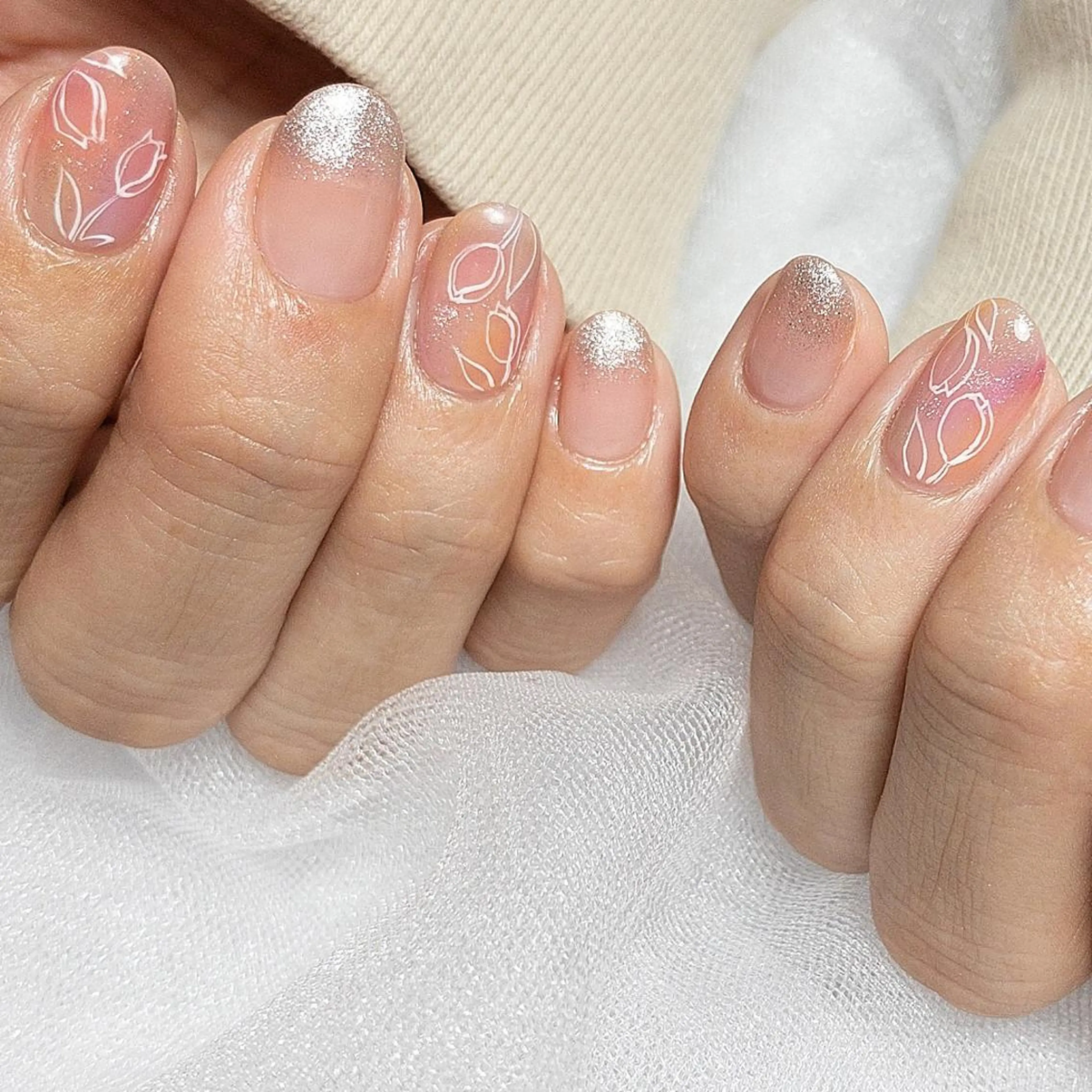 ネイル rokunana 佐野のネイルデザイン