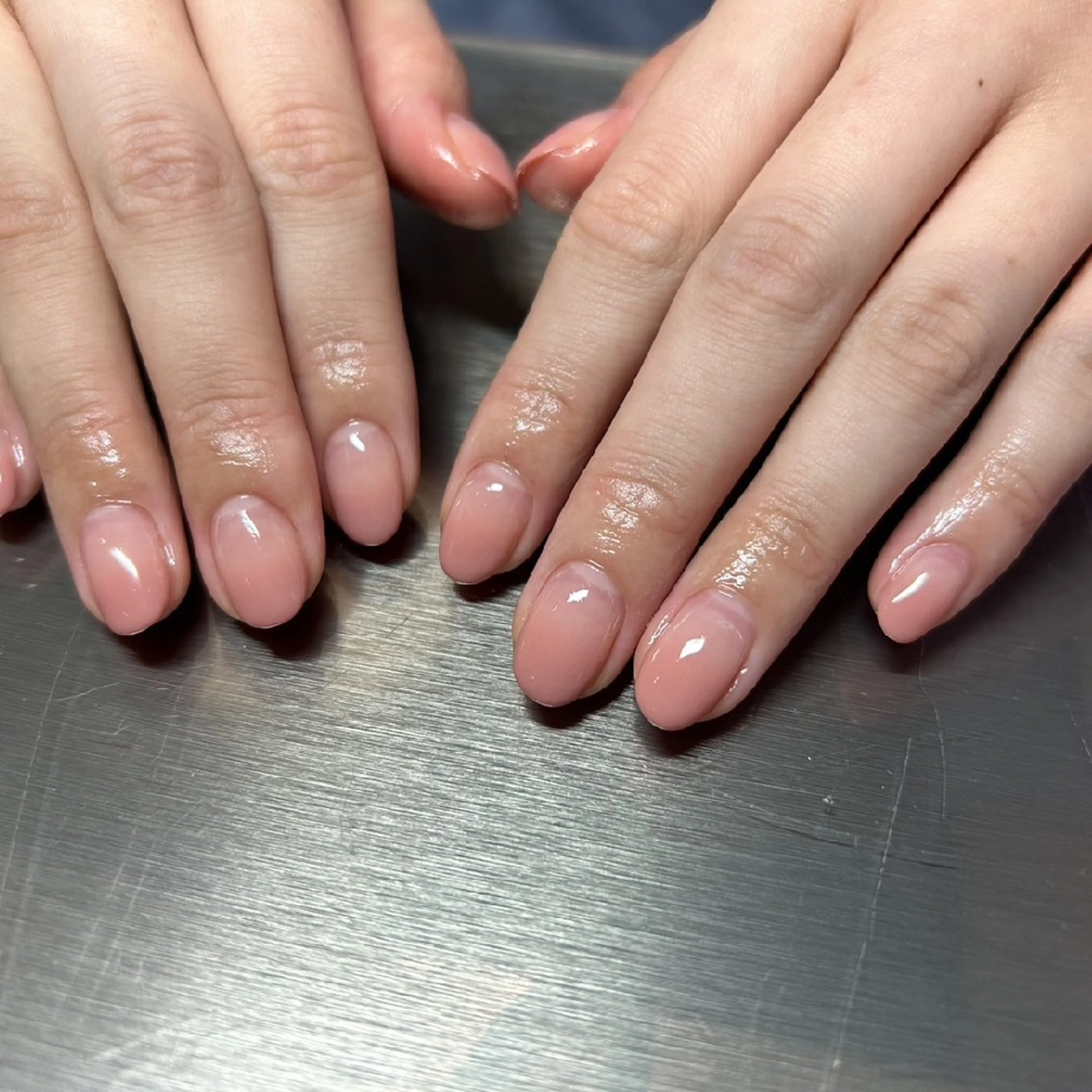 ネイル グラデーション ピンク ROUN' 齋藤のエステ・リラクイメージ