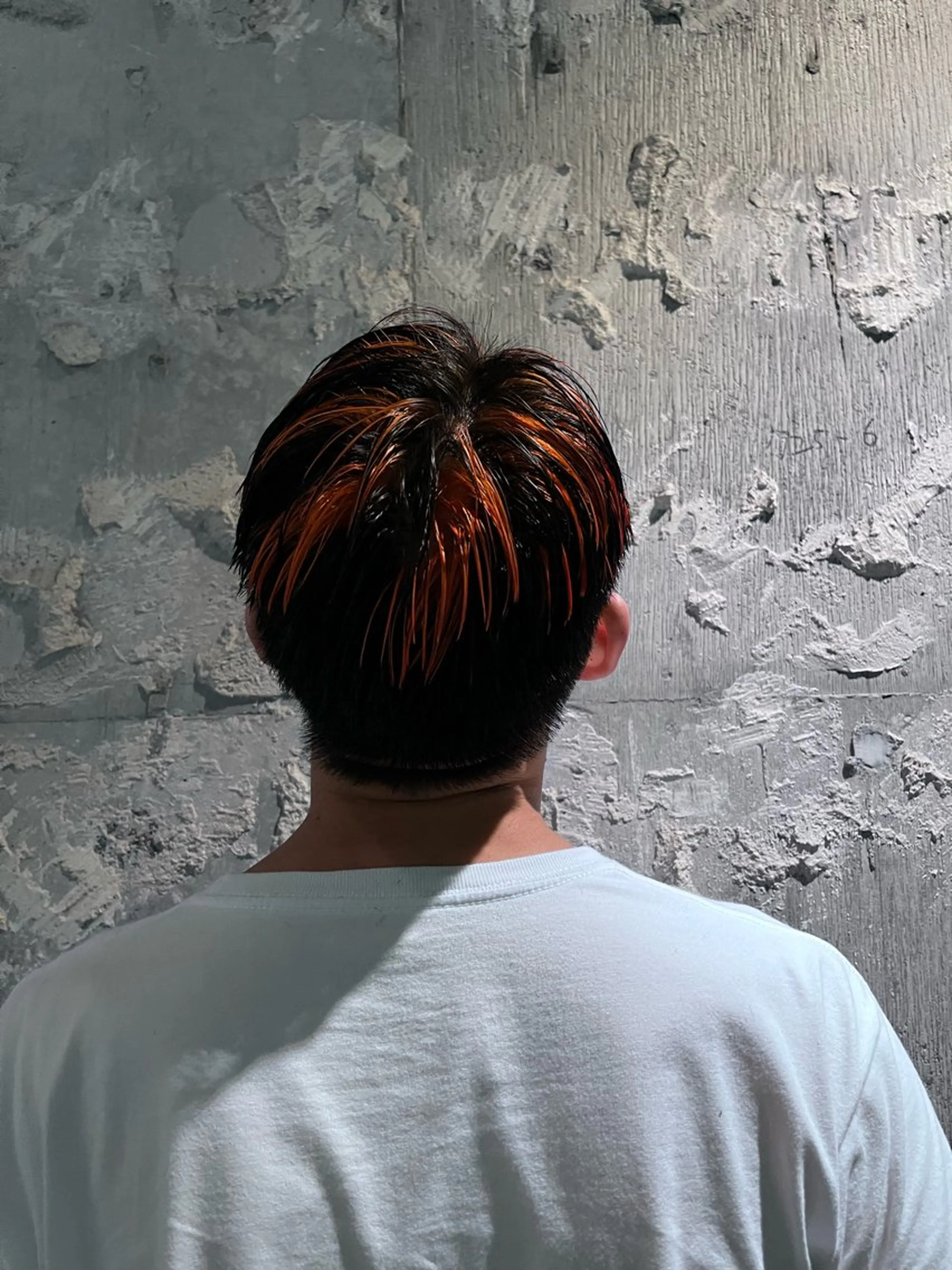 メンズ ハイトーンカラー/ 田中和磨のヘアスタイル