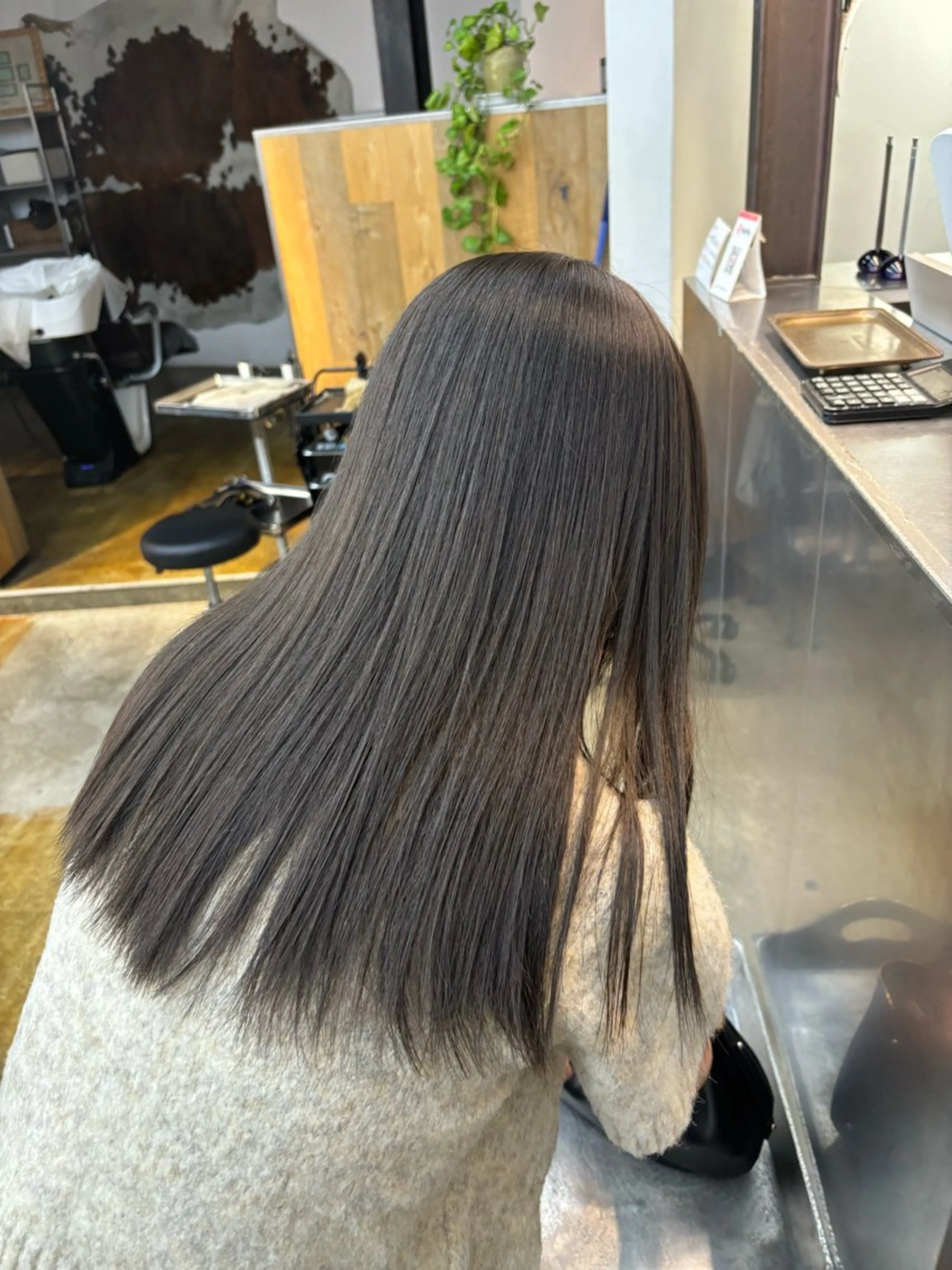 ロング カラー ブリーチ 透明感カラー ダブルカラー グレージュ ブリーチなしカラー BELO/ yuzuのヘアスタイル