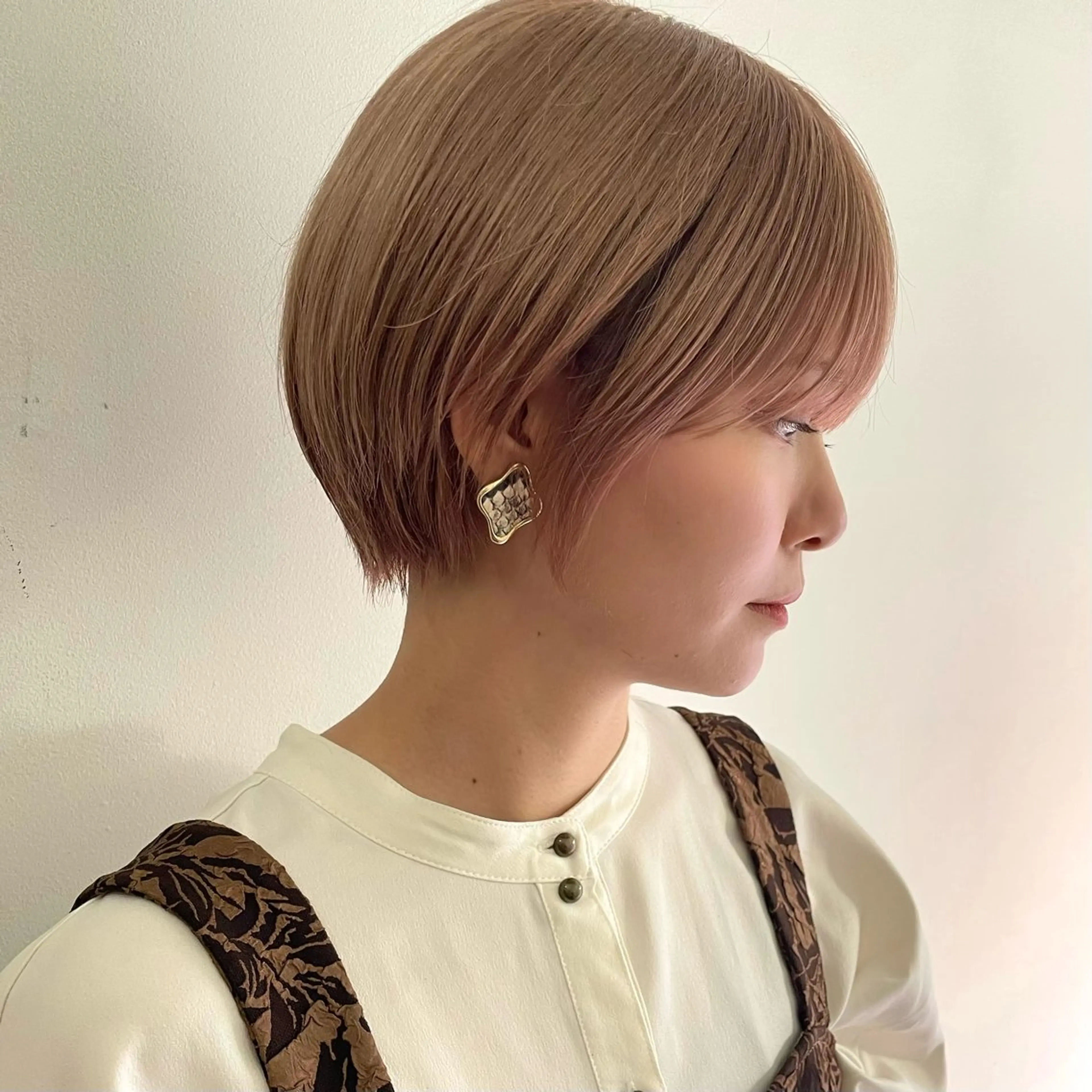 ショート ボブ/ショート⭐︎ カット無料⭐︎カレンのヘアスタイル