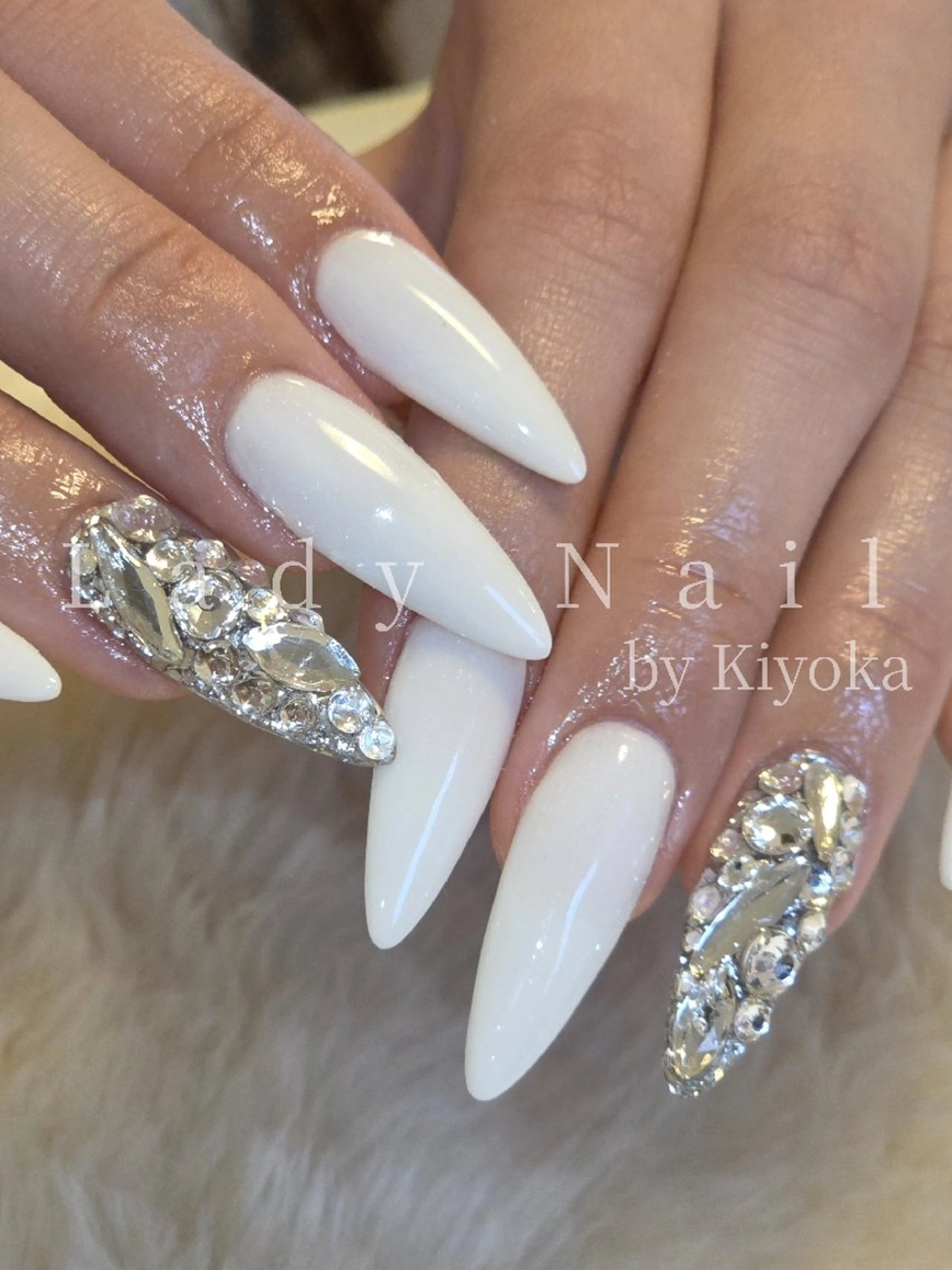 ネイル ワンカラーネイル スカルプネイル ホワイト ハンドネイル Lady Nail Kiyokaのネイルデザイン