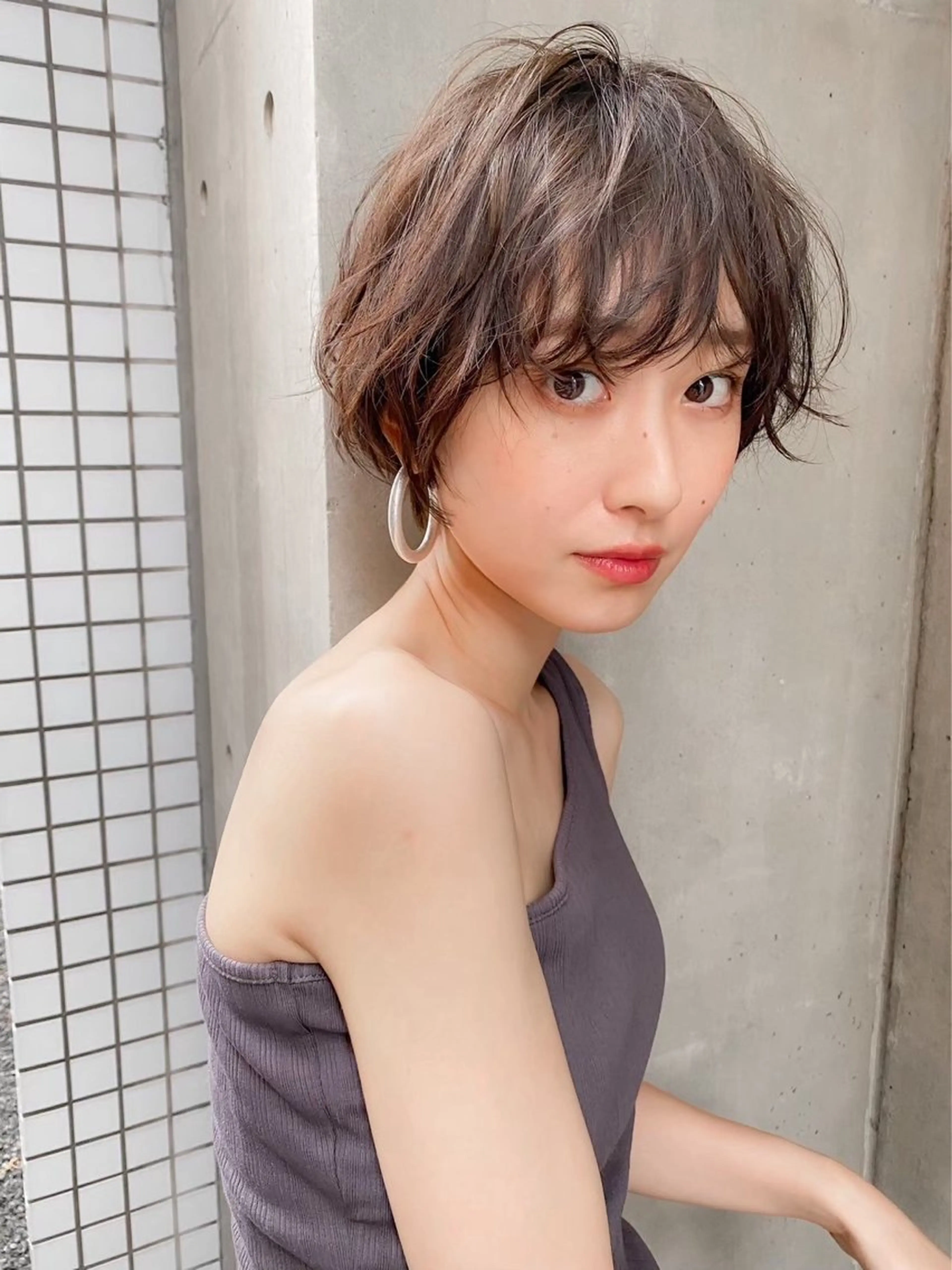 ショート パーマ カット ヘアカラー トリートメント 💖ボブ/髪質改善 顔周りレイヤー/ユイのヘアスタイル