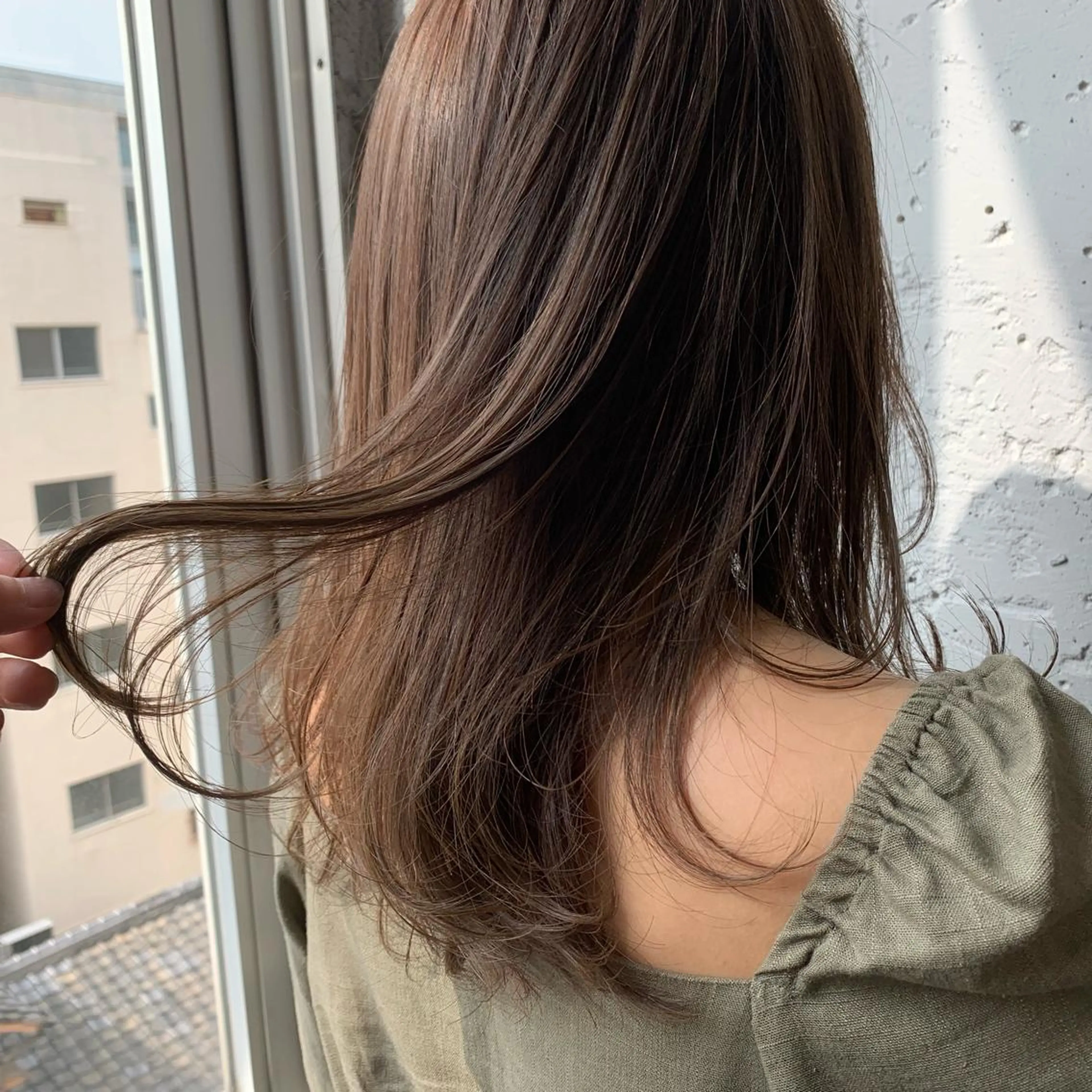 セミロング カラー パーマ ヘアアレンジ カット 縮毛矯正 トリートメント ヘッドスパ 小田 莉加子のヘアスタイル