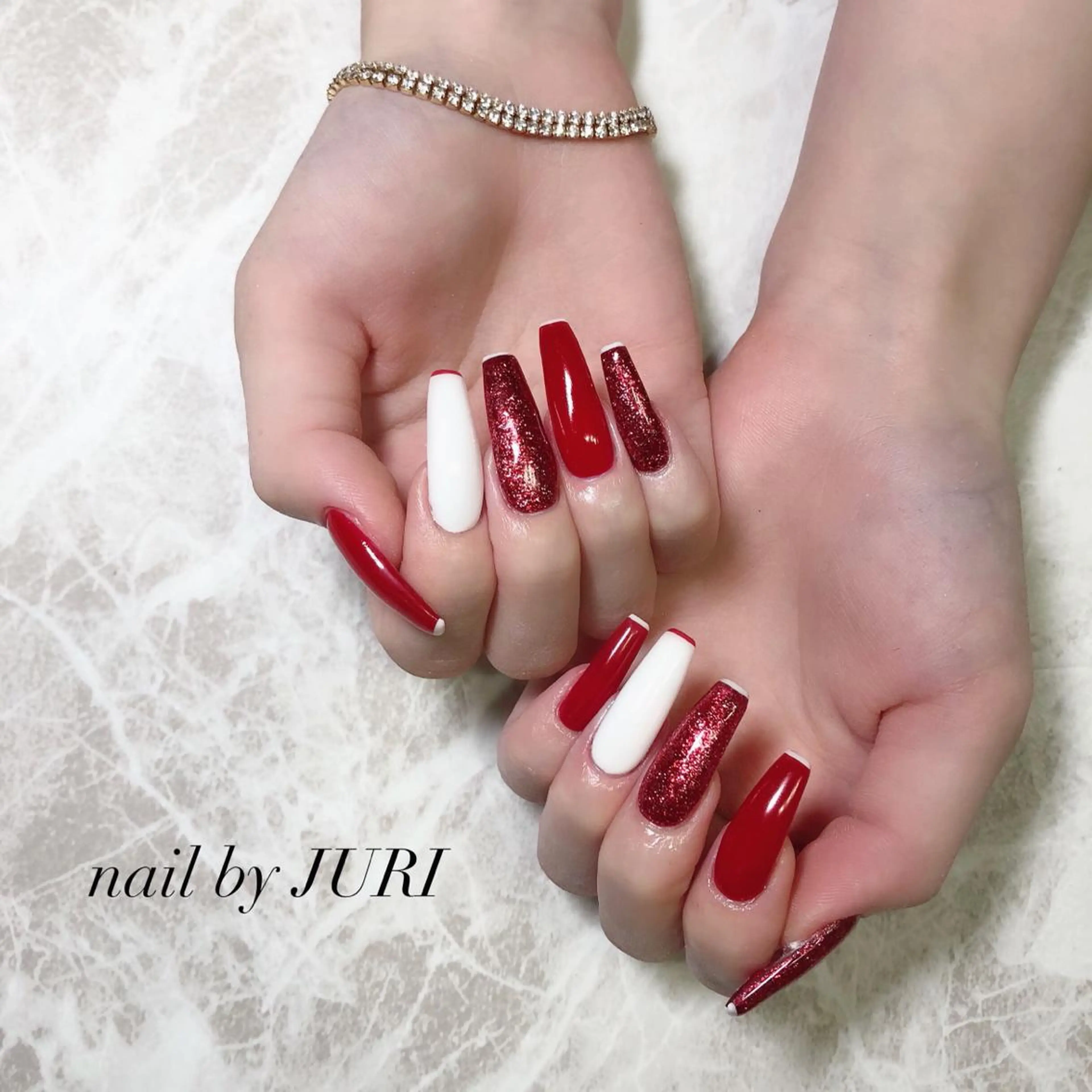 ネイル フットネイル フレンチネイル ジェルネイル ラメ(グリッター) ラメグラデーション NEO Beauty Salon所属・𝐍𝐄𝐎 𝐉𝐔𝐑𝐈のネイルデザイン