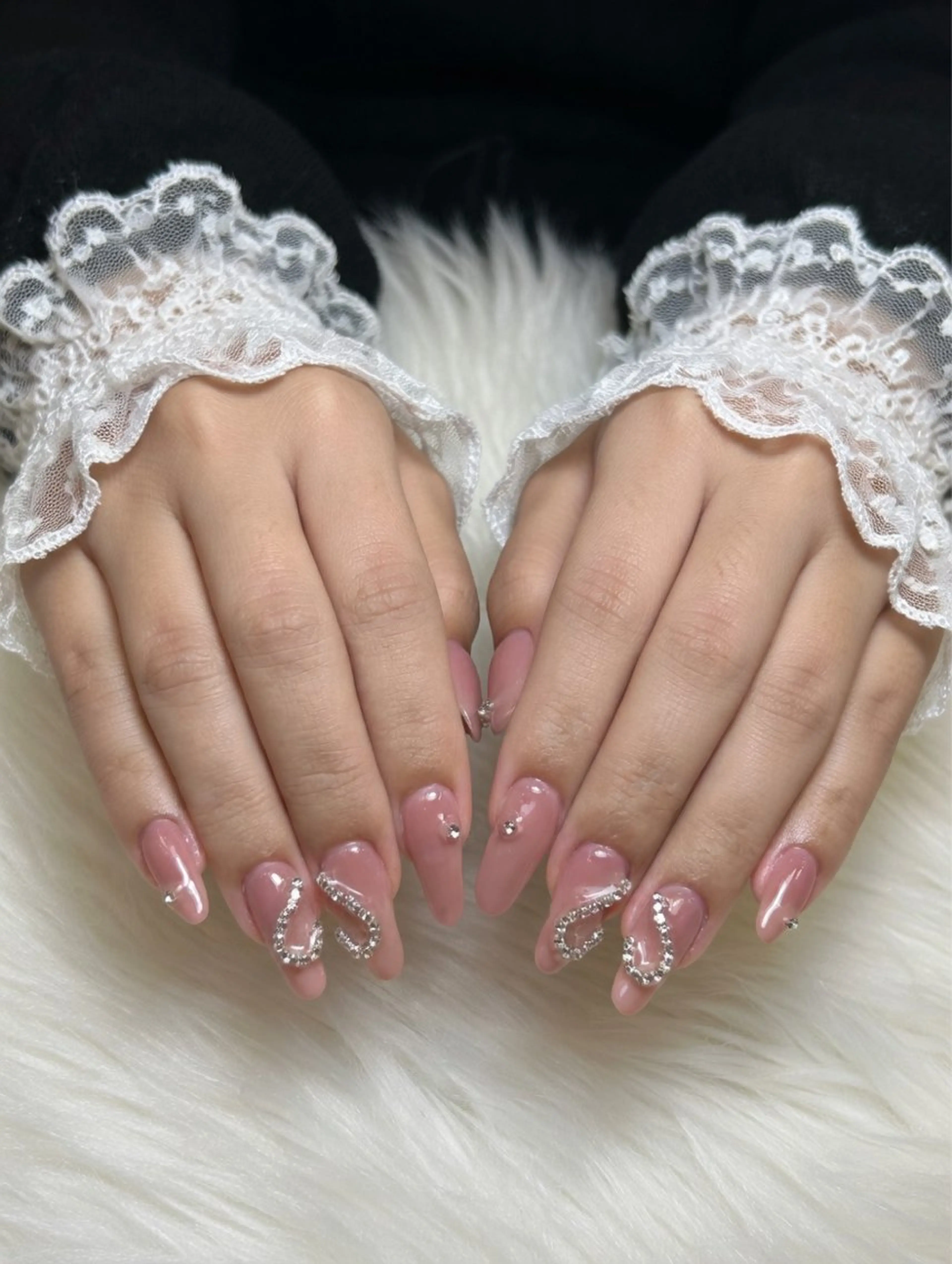ネイル ゴージャス ワンホンネイル ハンドネイル Nail salon Yumechikaのネイルデザイン