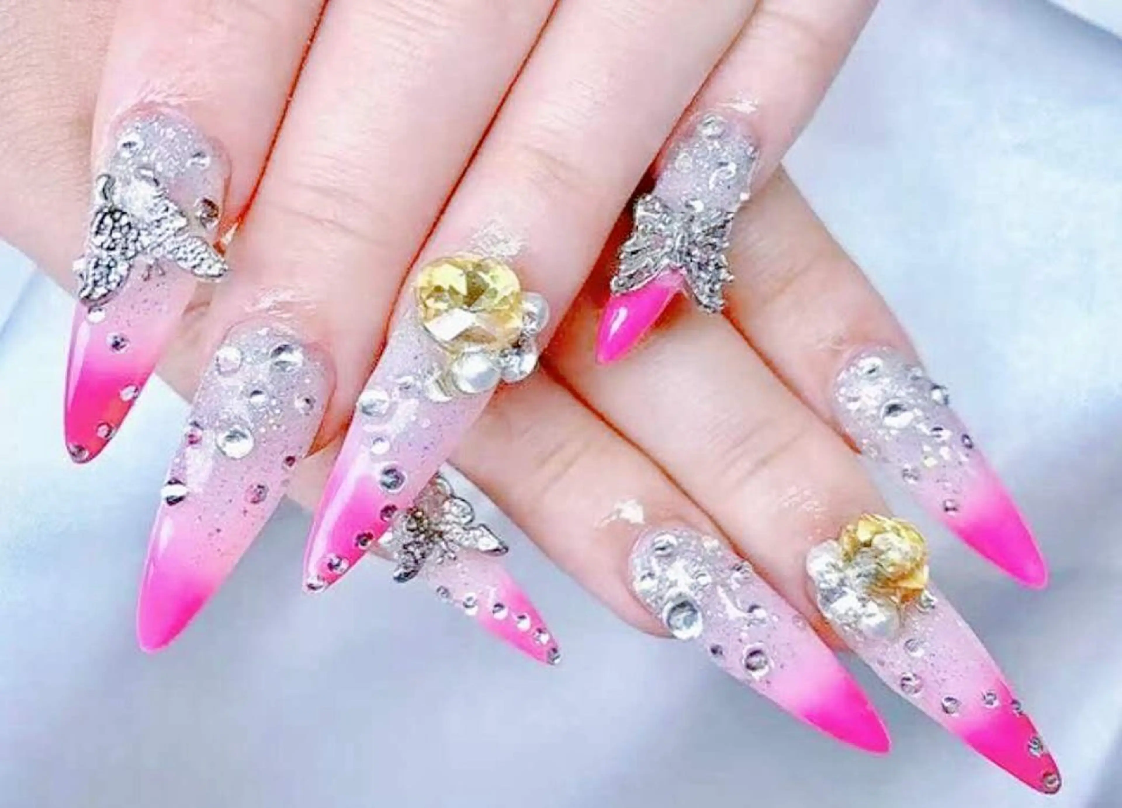 ネイル 小島 千尋のネイルデザイン