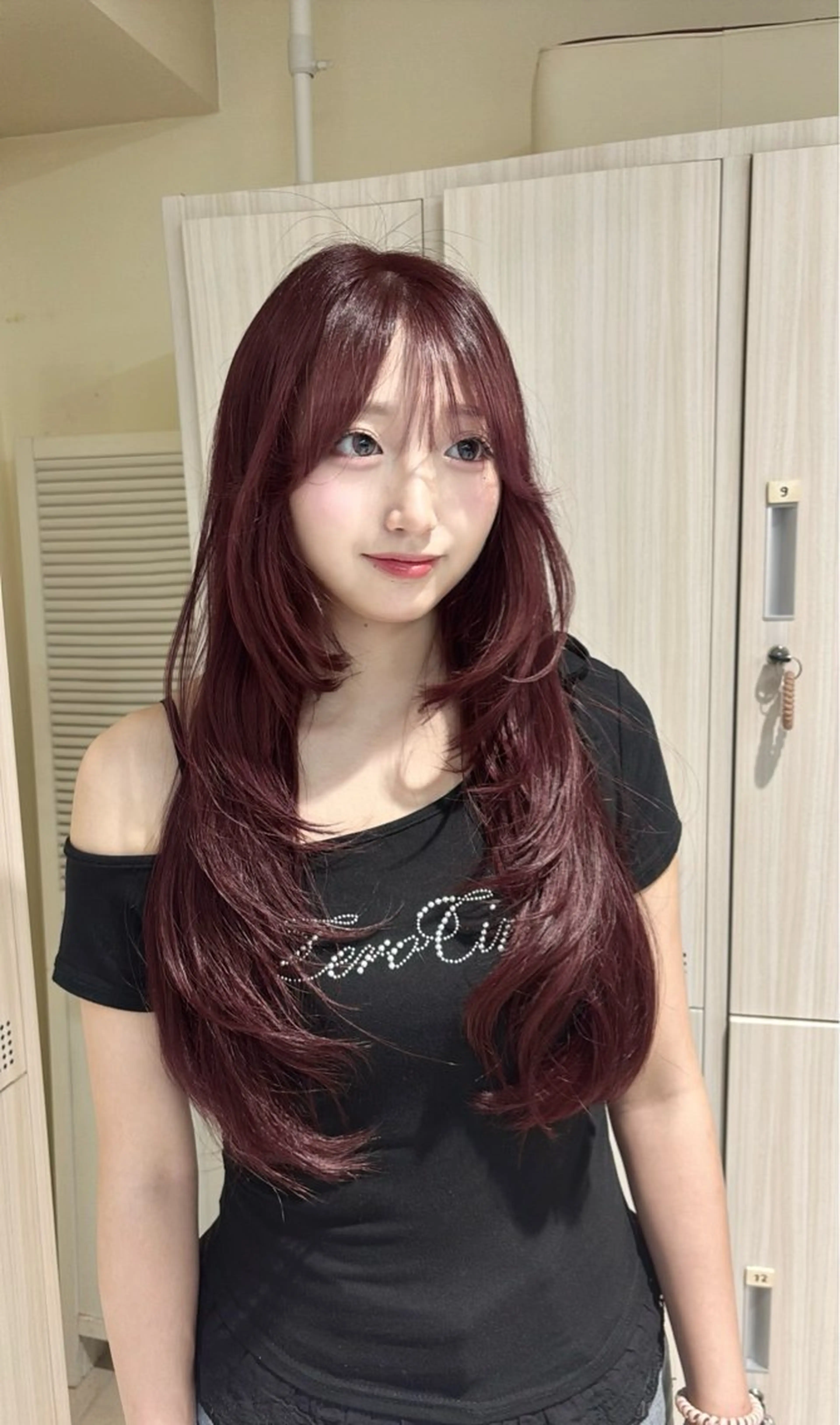 カラー ブリーチ ボルドーカラー 透明感カラー レッドカラー clanc横浜所属・🎀艶髪ガーリーカラ ー/miruki🪽のヘアスタイル