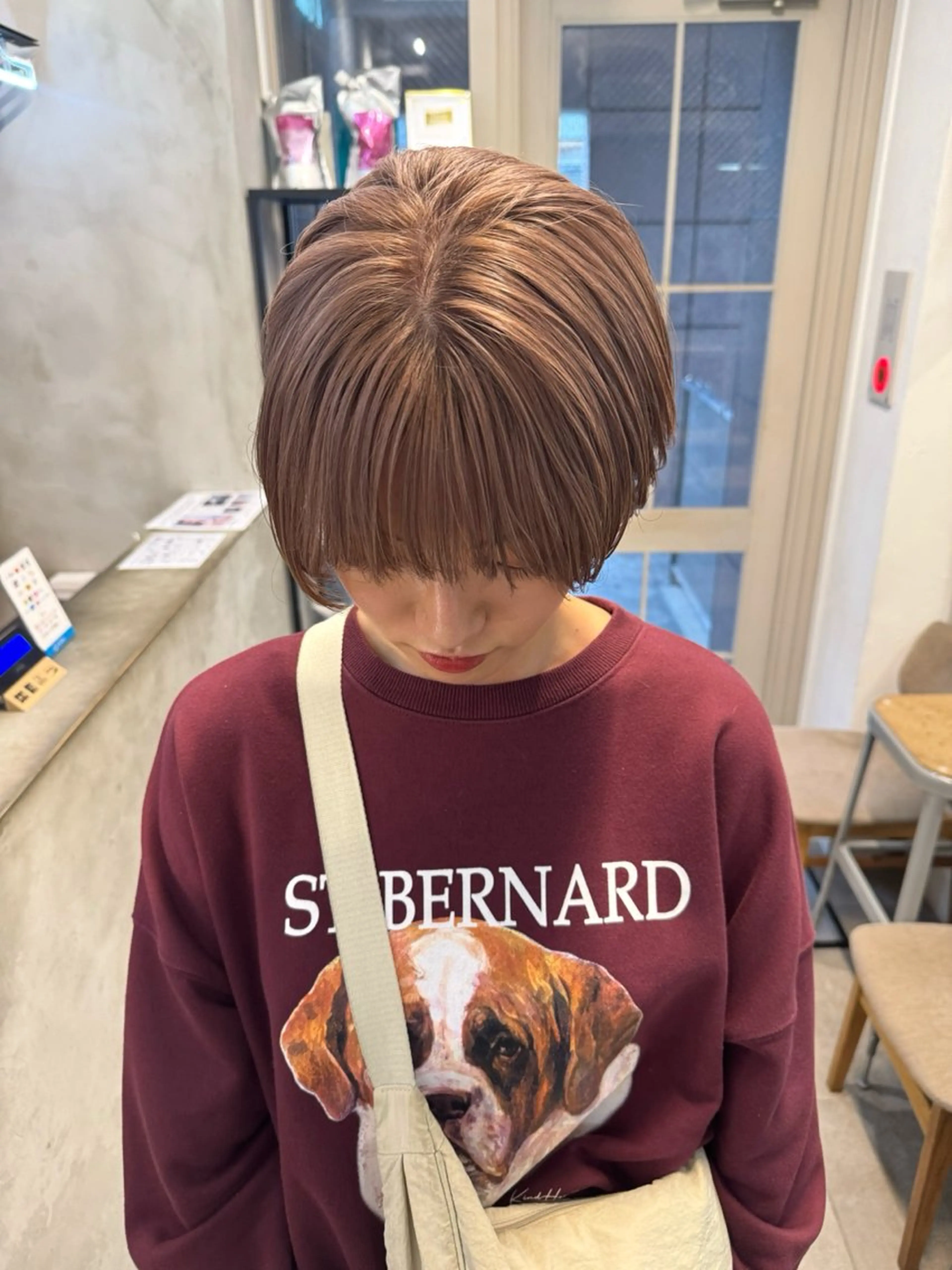 ショート カラー グレージュ ミルクティーグレージュ ヘアカラー トリートメント Lomalia 🤍🫧/makoのマツエク・マツパデザイン