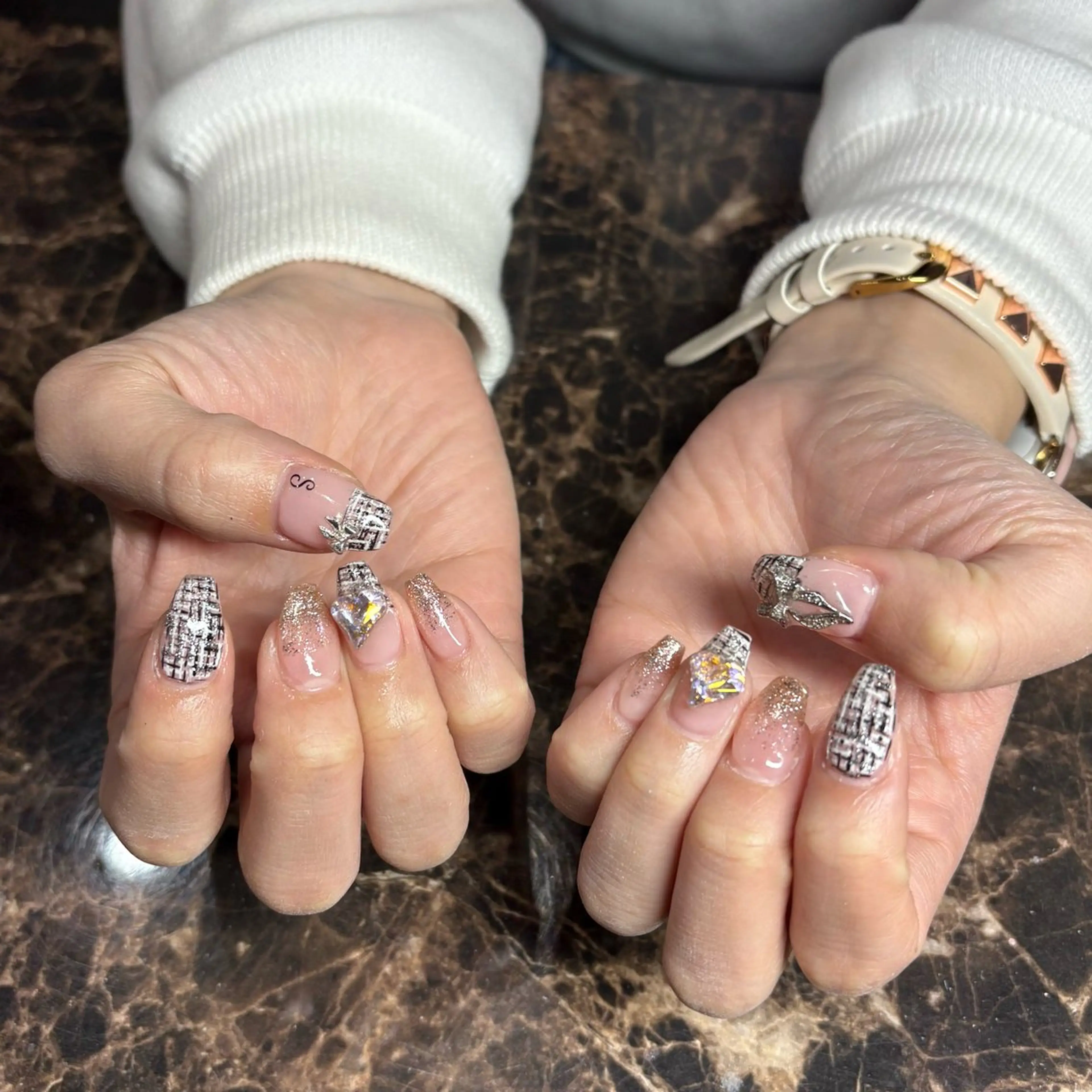 ネイル ハンドネイル IROHA NAIL 長谷川唯惺のネイルデザイン