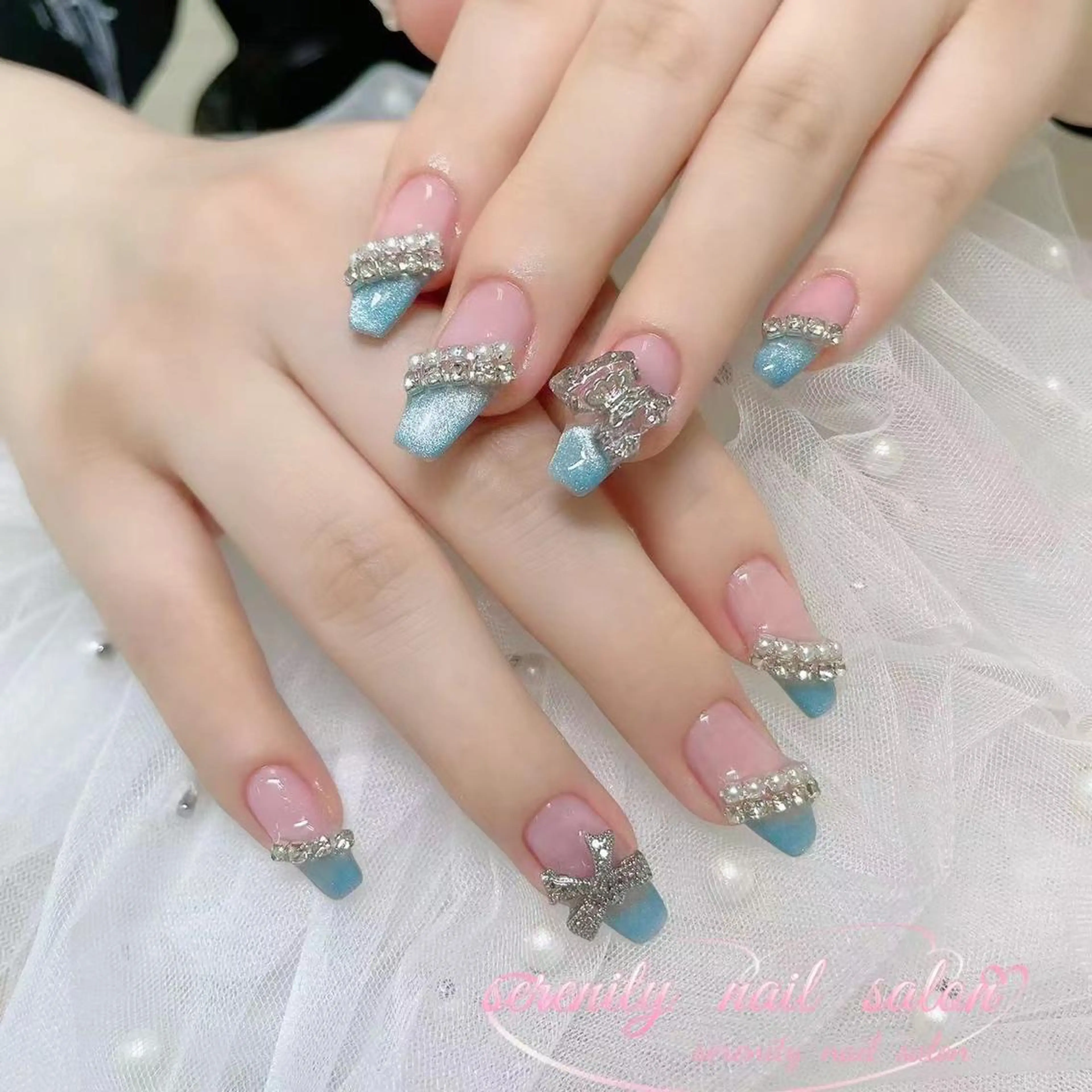 ネイル ハンドネイル ハンドケア ✨Serenity Nail salonのネイルデザイン