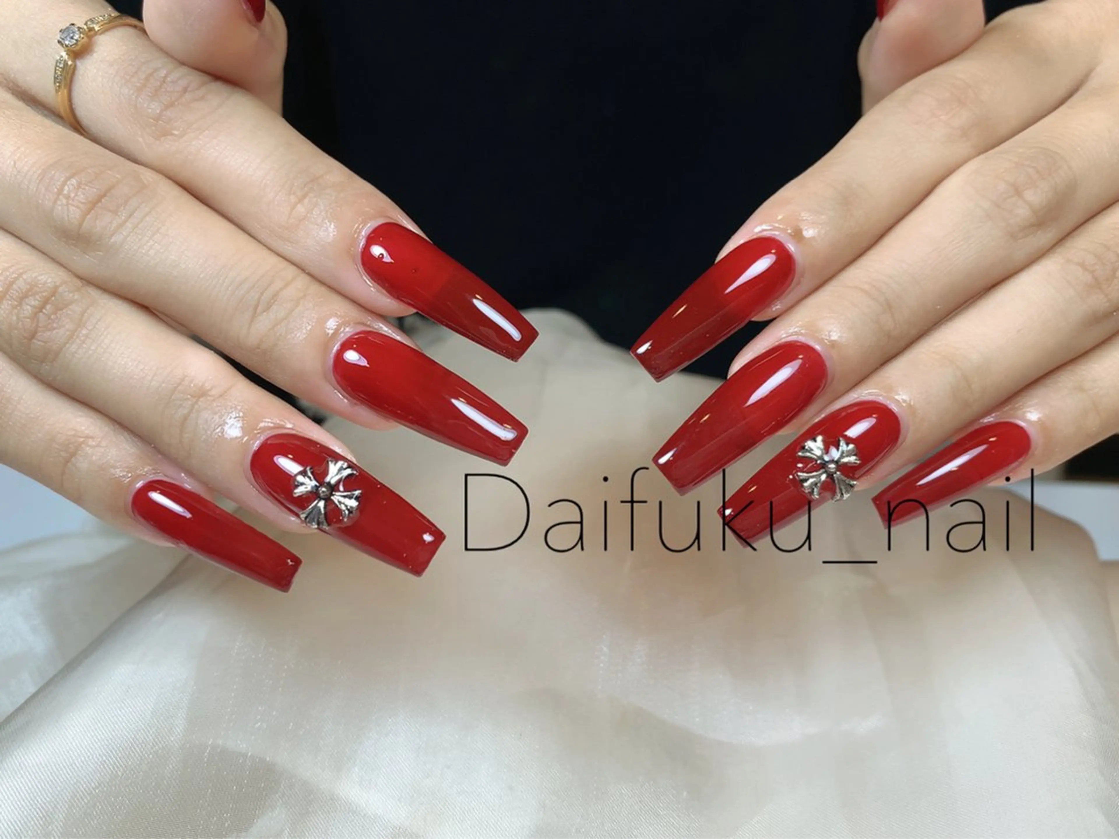 セミロング ハンドネイル Daifuku nailsのネイルデザイン