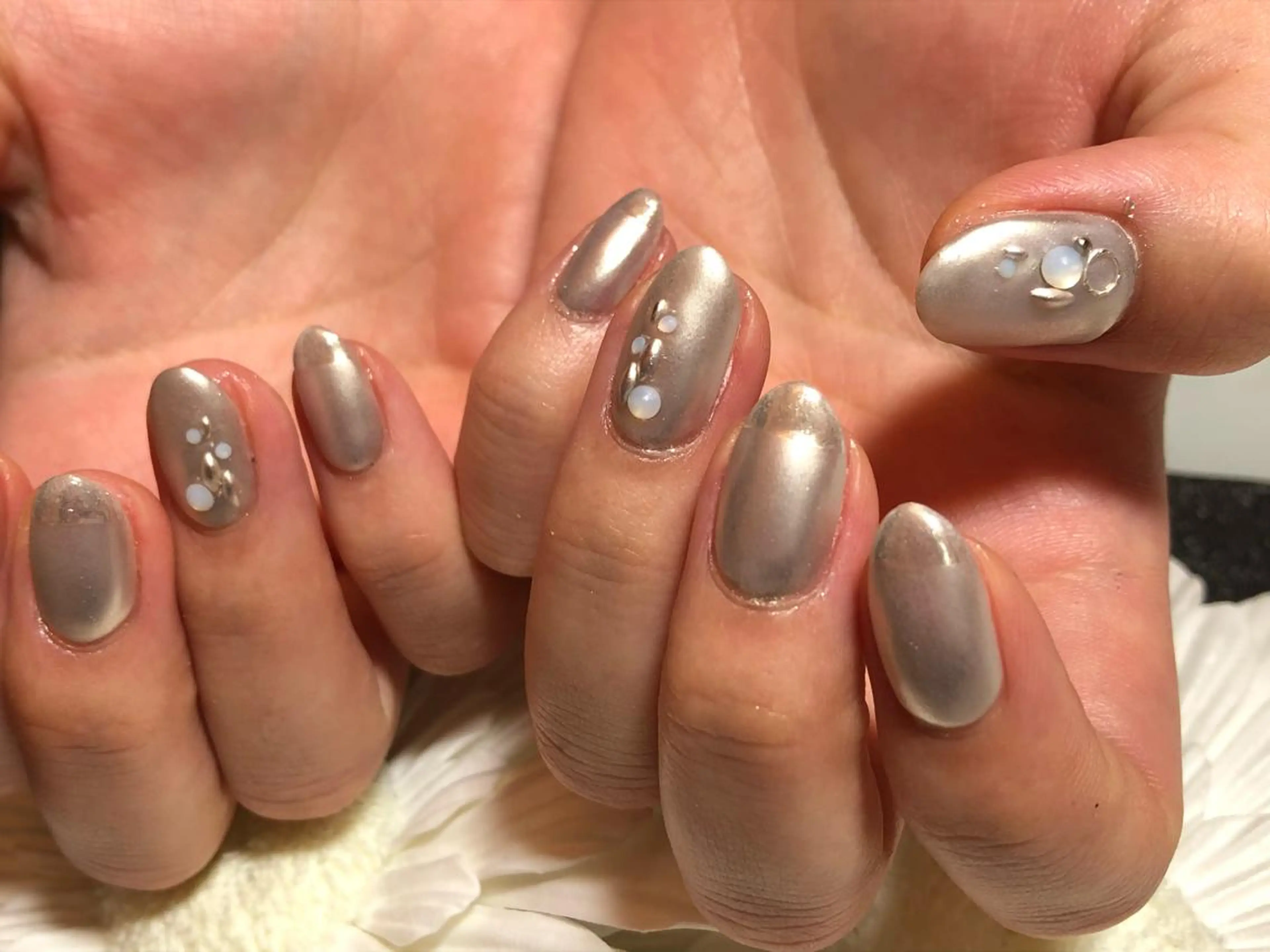 ネイル ハンドネイル Yakko pas á pasのネイルデザイン