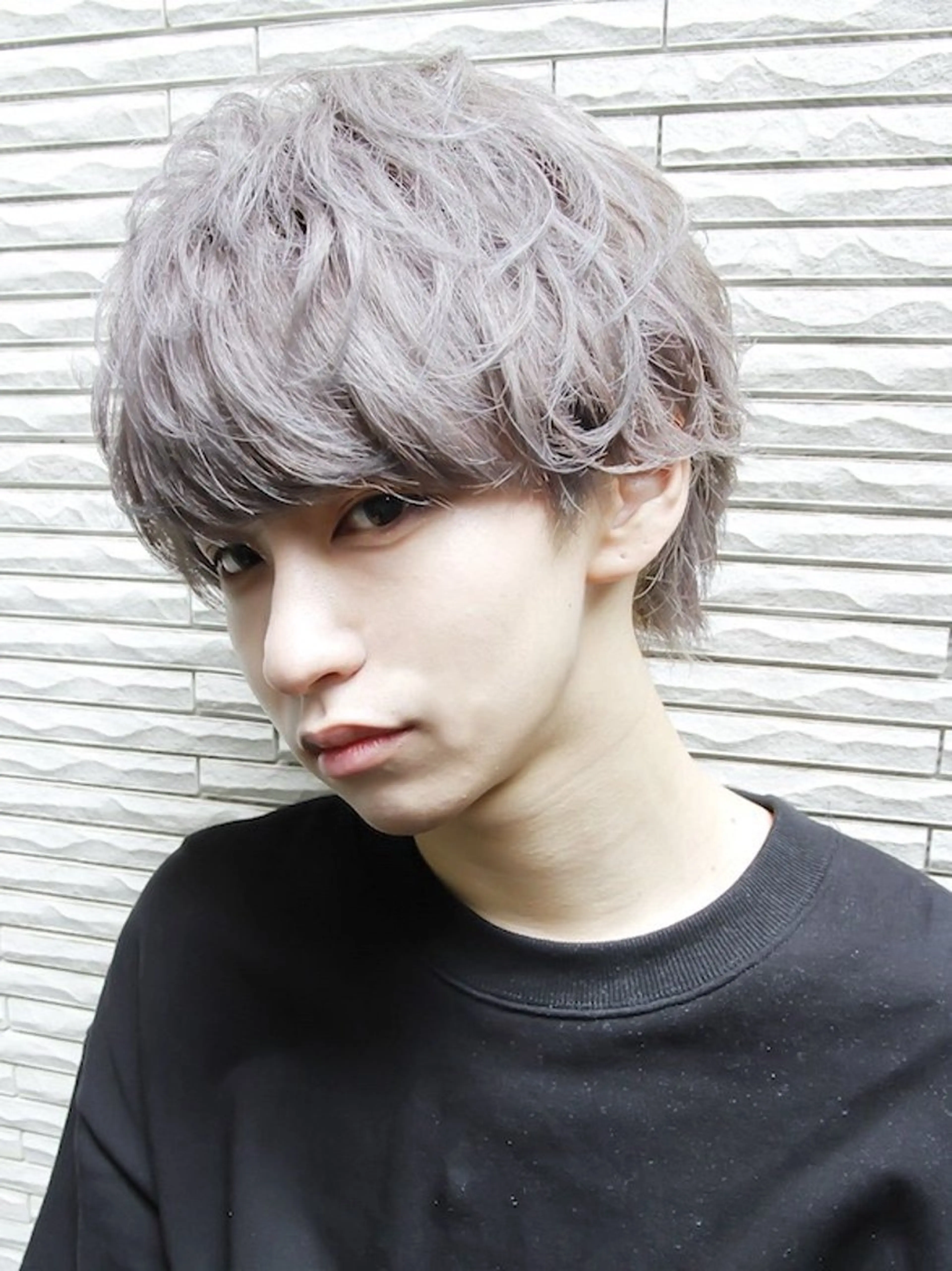 メンズ 韓国風 レイヤーカットのヘアスタイル